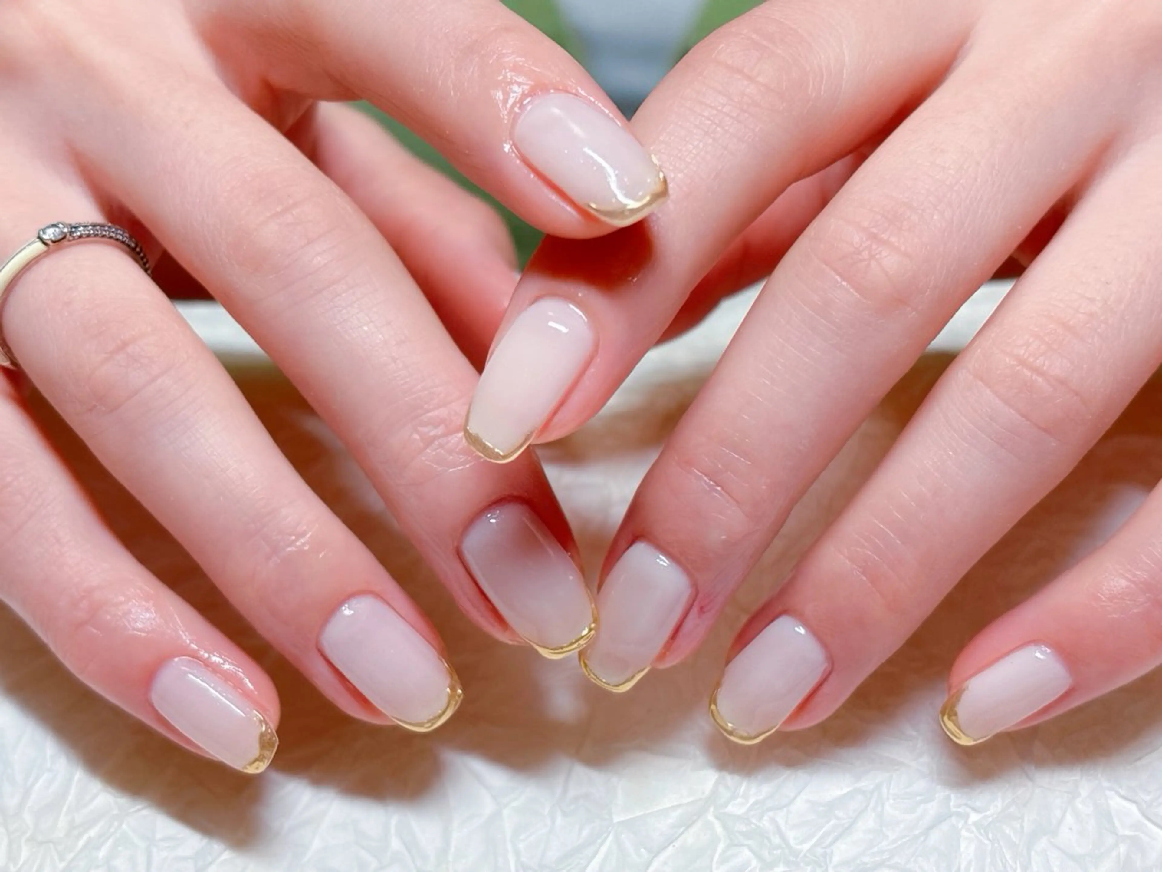 ネイル ジェルネイル ゴールド ミラーネイル ハンドネイル ハンドケア ゆ か_Nails💫のネイルデザイン