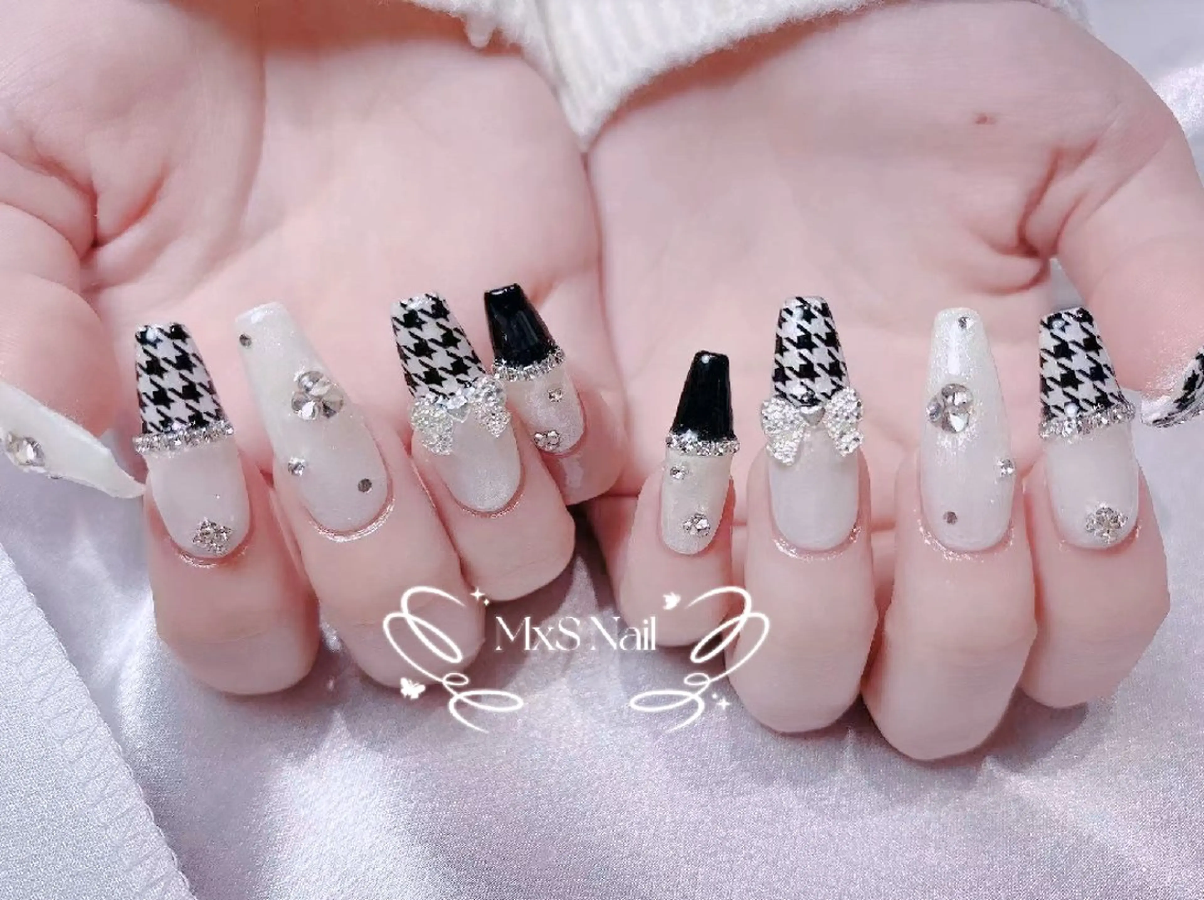 ネイル ハンドネイル MxS Nail 【長さだし/フィルイン/マグネット/ワンホンネイル/韓国ネイル/パラジェル】所属・M×S Nail みなのネイルデザイン