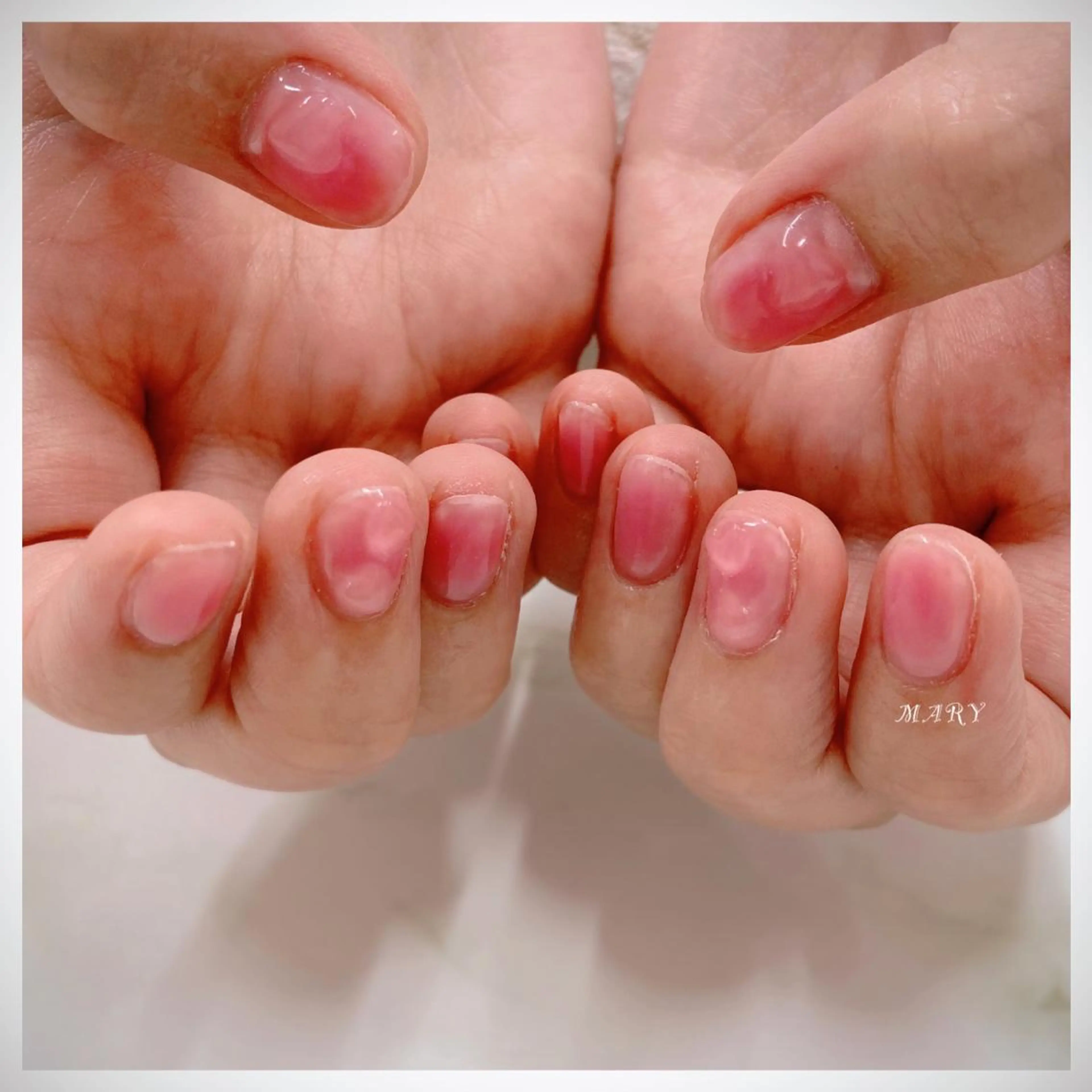ネイル チークネイル ハート ニュアンスネイル ピンク ハンドネイル Mary nail .narumiのネイルデザイン