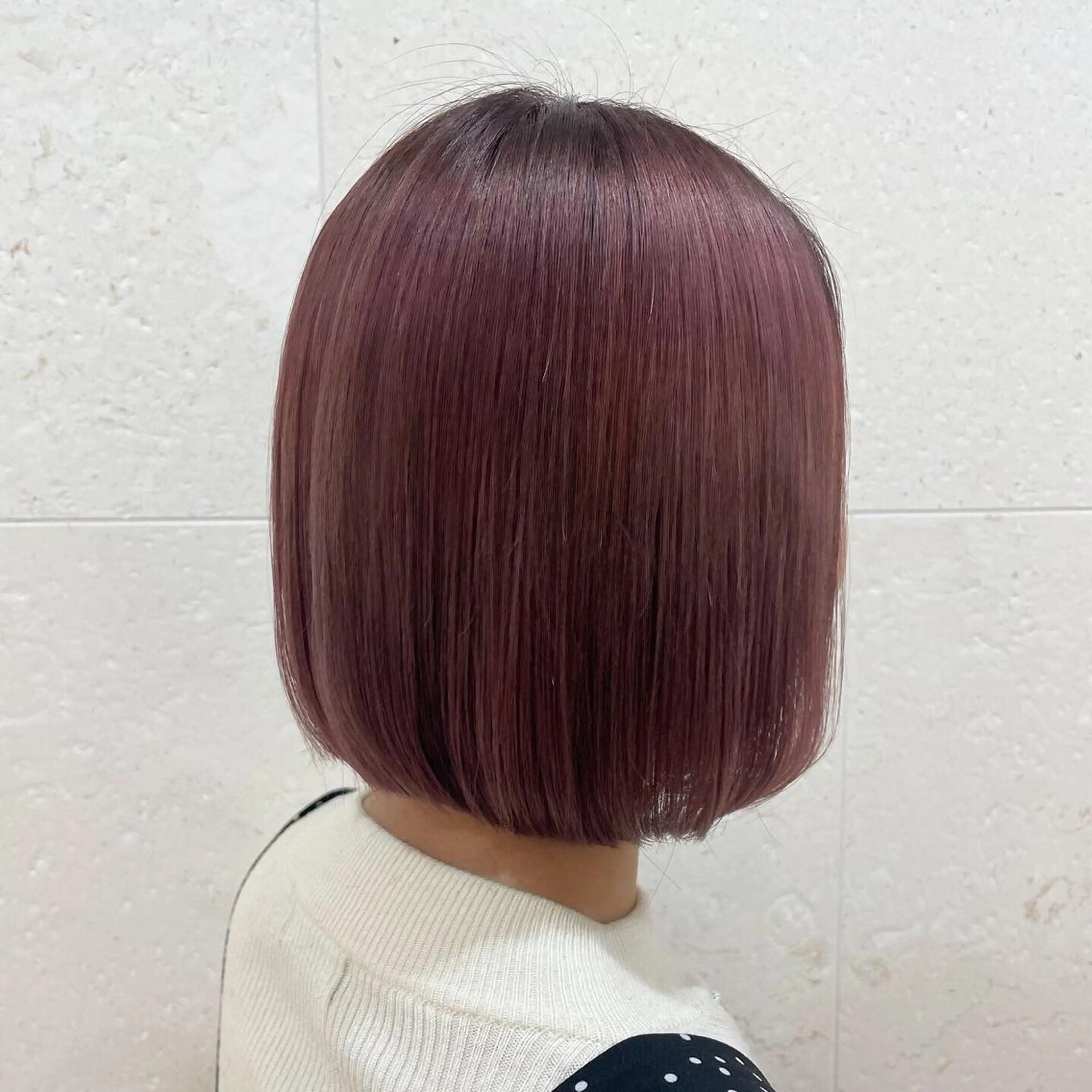 ミディアム カラー ブリーチ ピンクカラー カット ヘアカラー トリートメント 斉藤 貴也のヘアスタイル