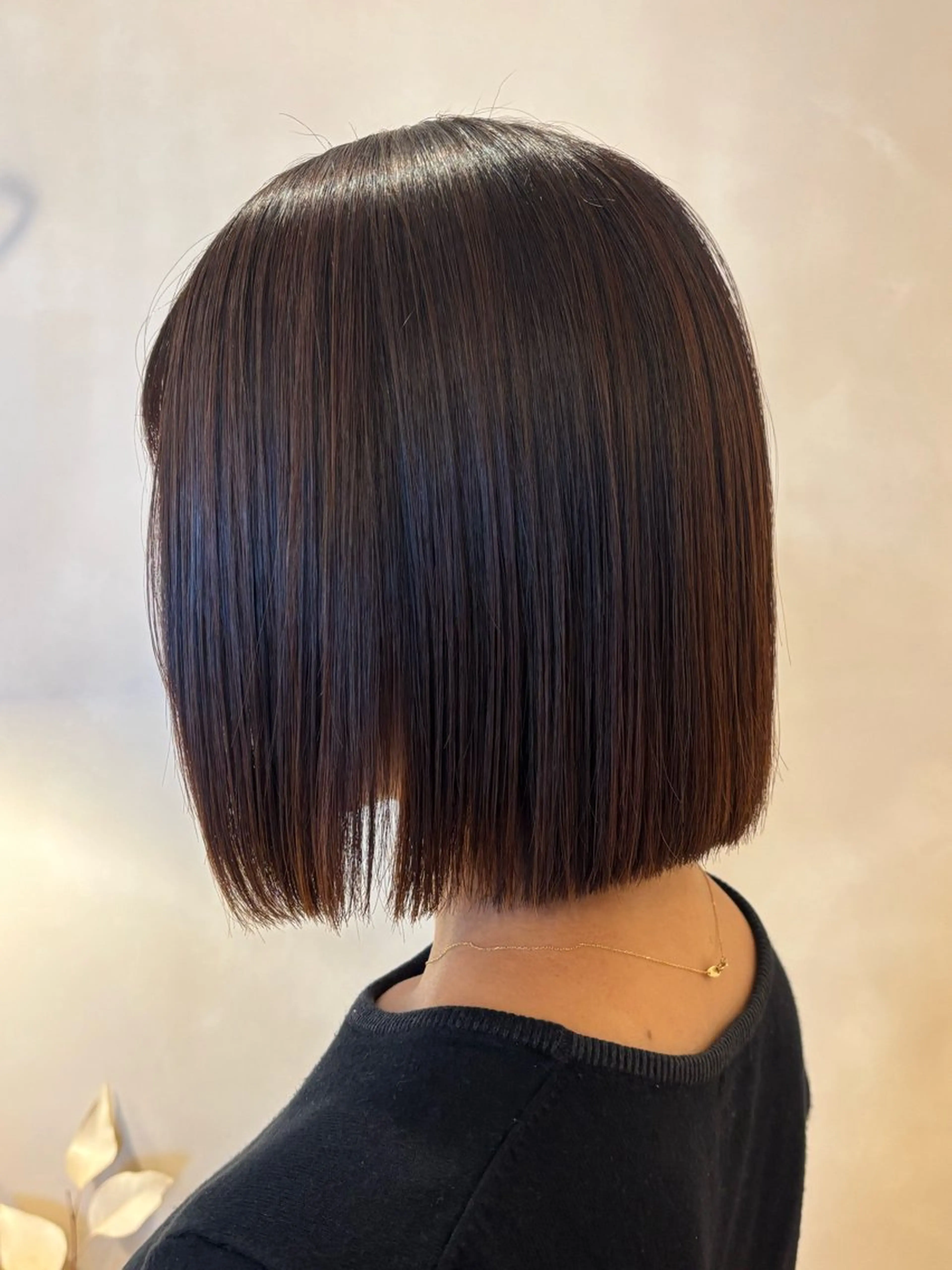 ミディアム ボブ 髪質改善 カット 縮毛矯正 シンバヒナノ/パーマ レイヤー/髪質改善のヘアスタイル