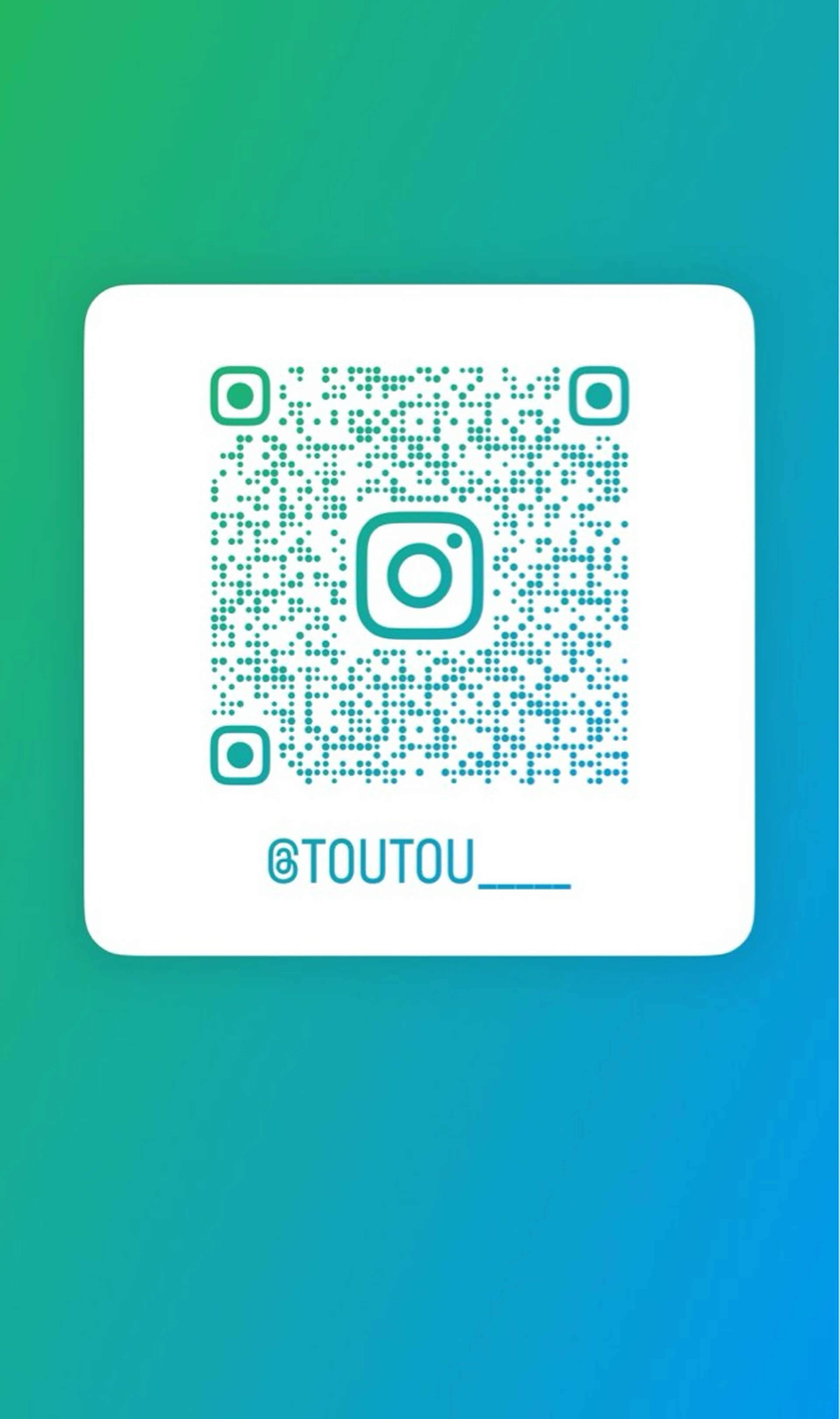 ネイル 透灯 TOUTOU 🪄のネイルデザイン