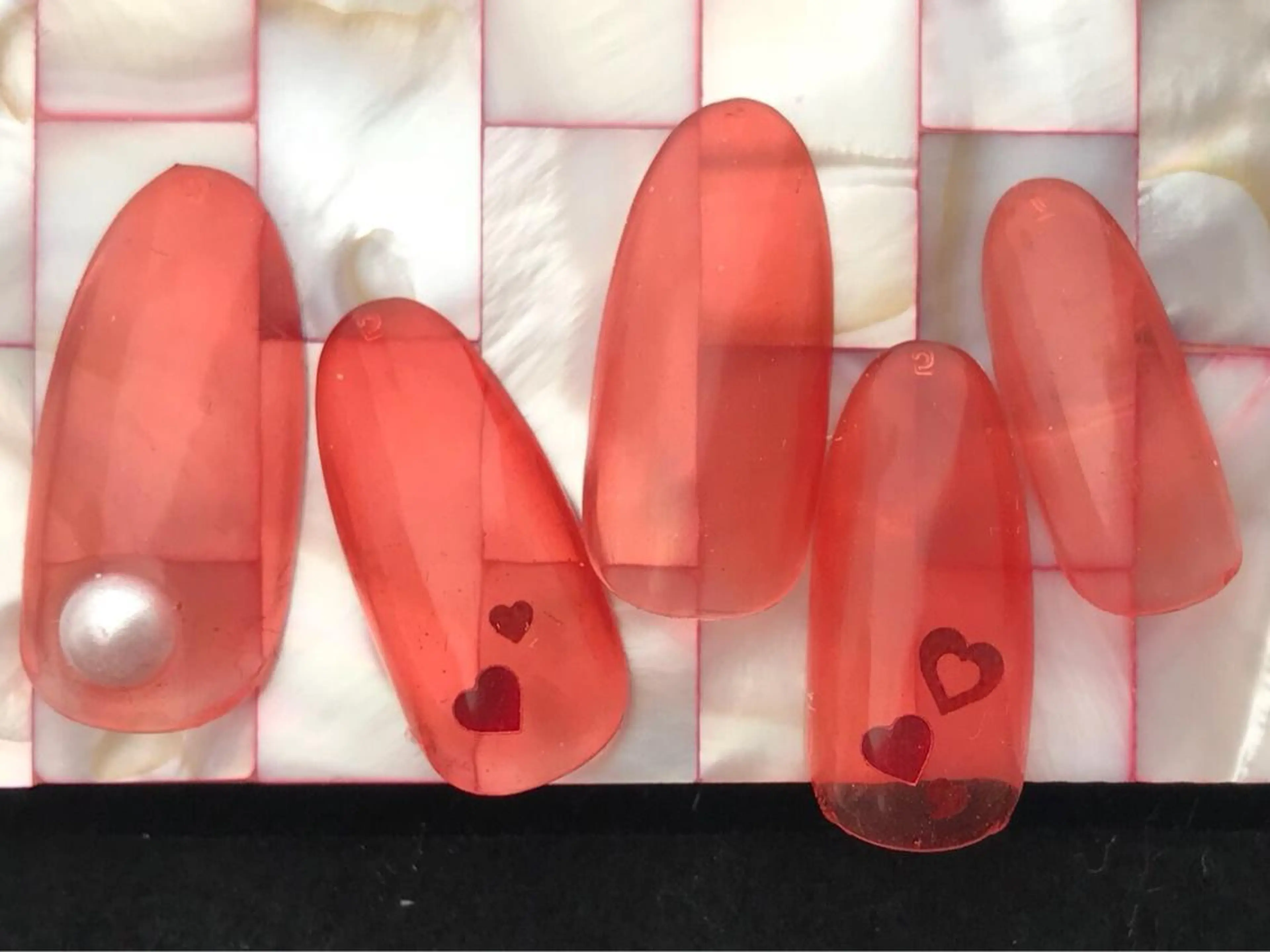 ネイル ストーンネイル Verest 西荻窪のネイルデザイン