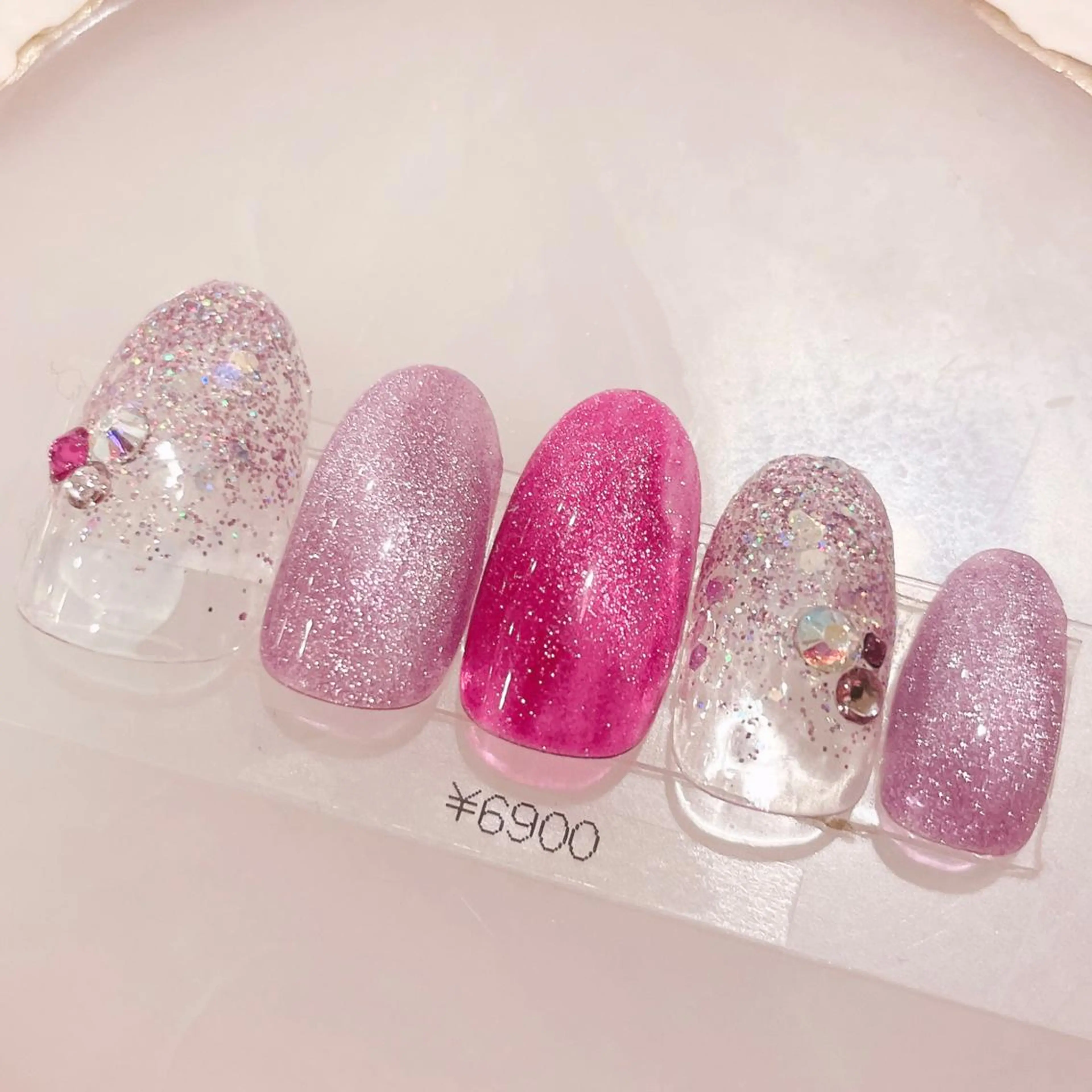 ネイル キラキラネイル ラメ(グリッター) マグネットネイル ハンドネイル CHIARA nailsのネイルデザイン