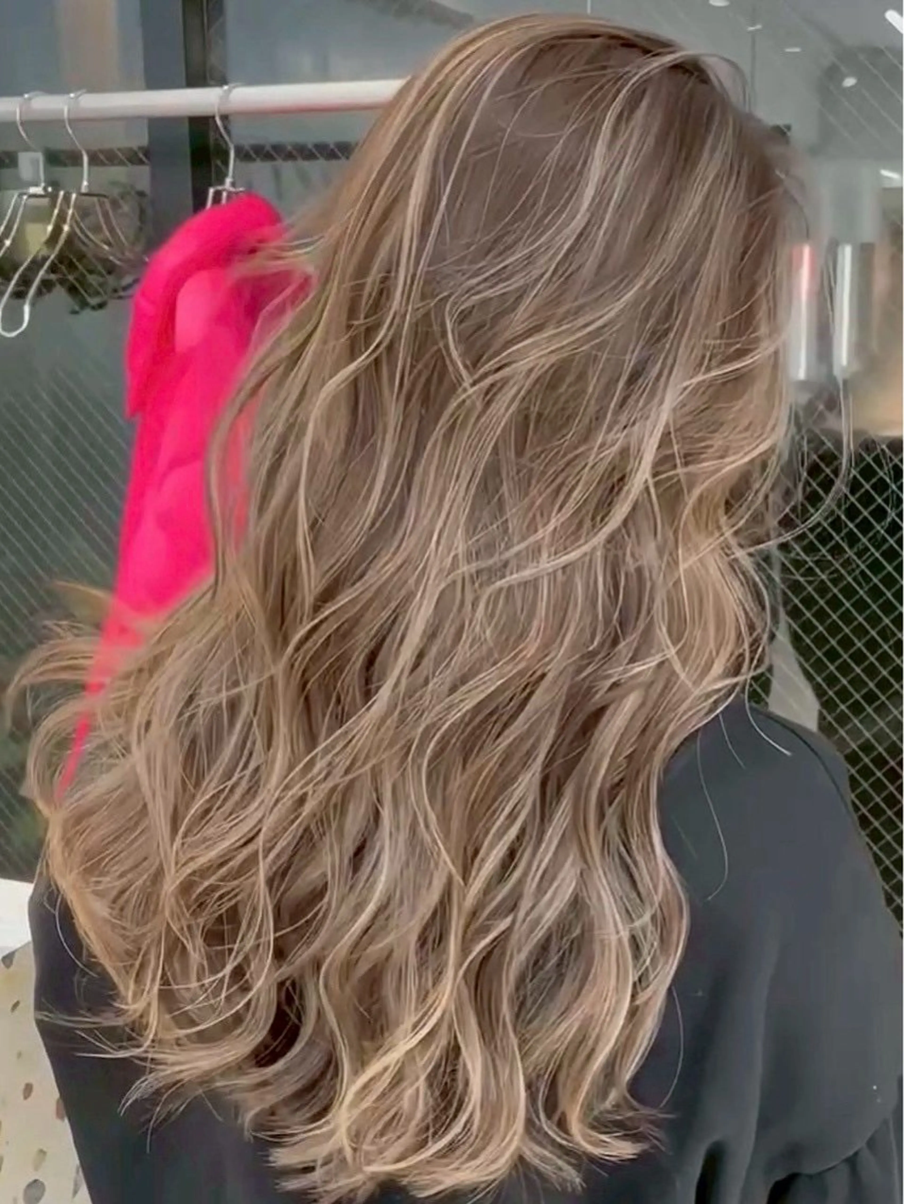 ロング 外国人風カラー ハイライト レイヤーカット ヘアカラー ✨レイヤーカット 海外ヘア/原宿✨のヘアスタイル