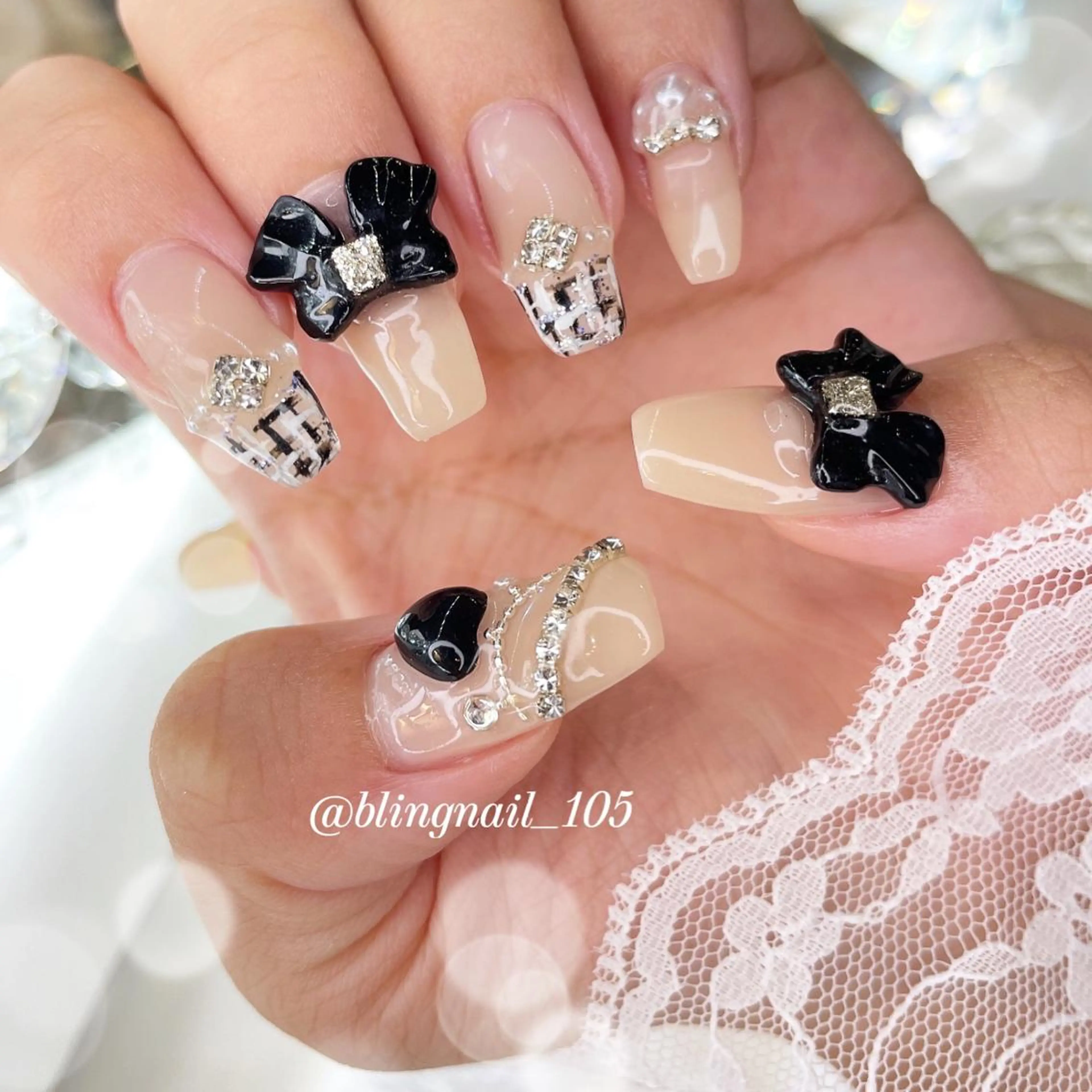 ネイル 23時まで❤︎韓国、 ワンホンネイルのネイルデザイン