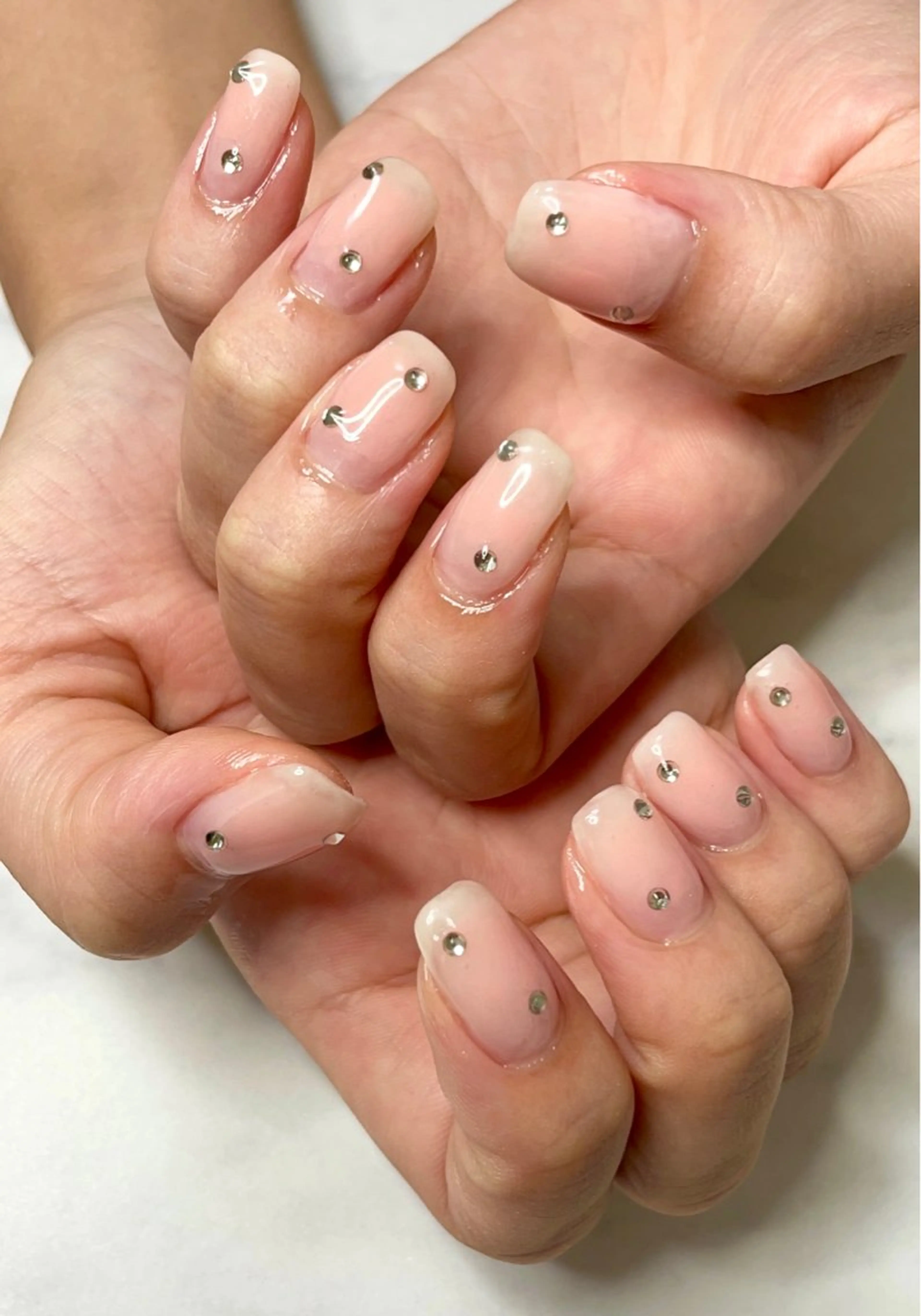 ネイル チークネイル ハンドネイル ハンドケア Nail Salon Repos【ルポ】のネイルデザイン