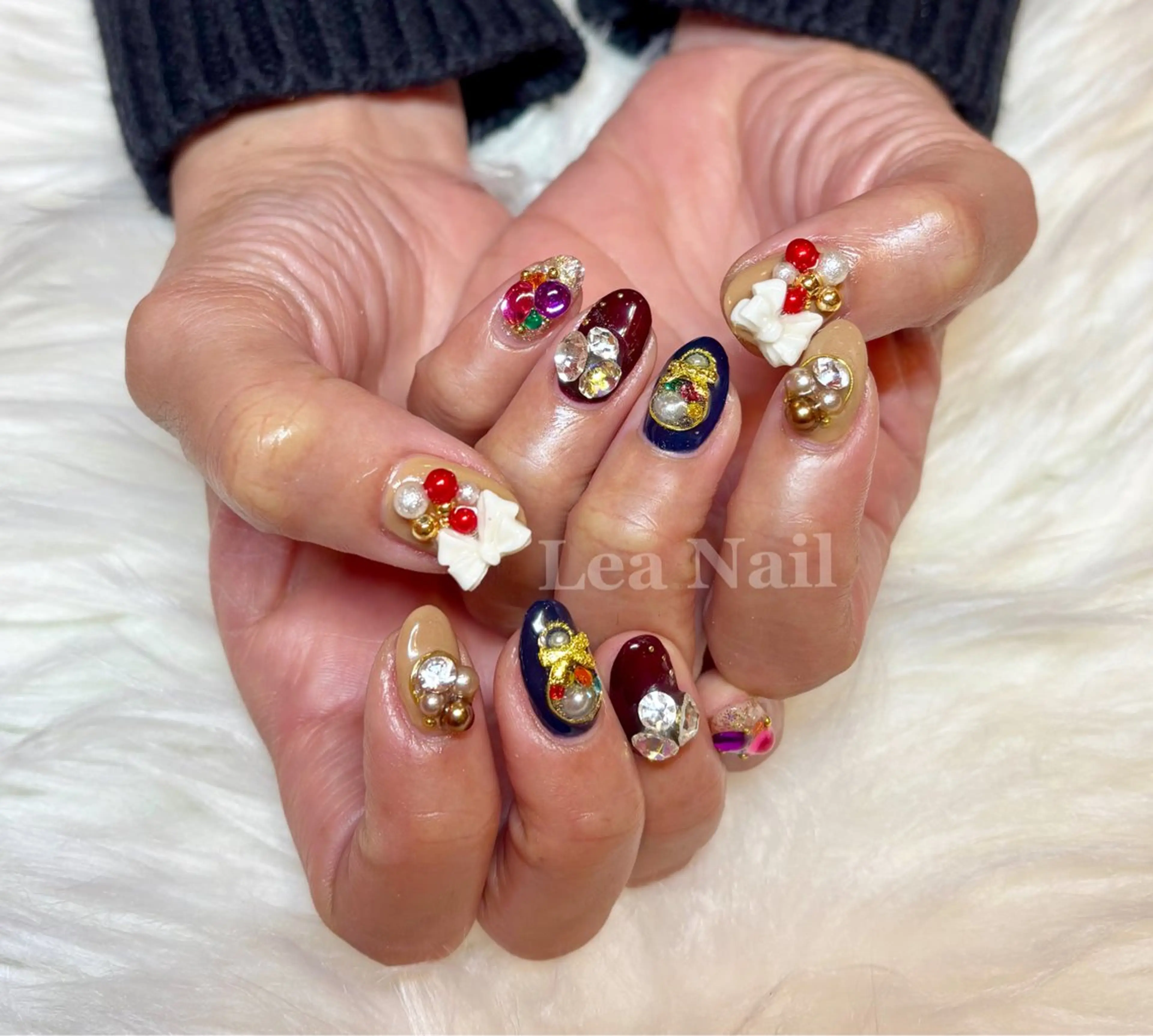 ネイル 持ち込み ストーンネイル Lea Nailのネイルデザイン