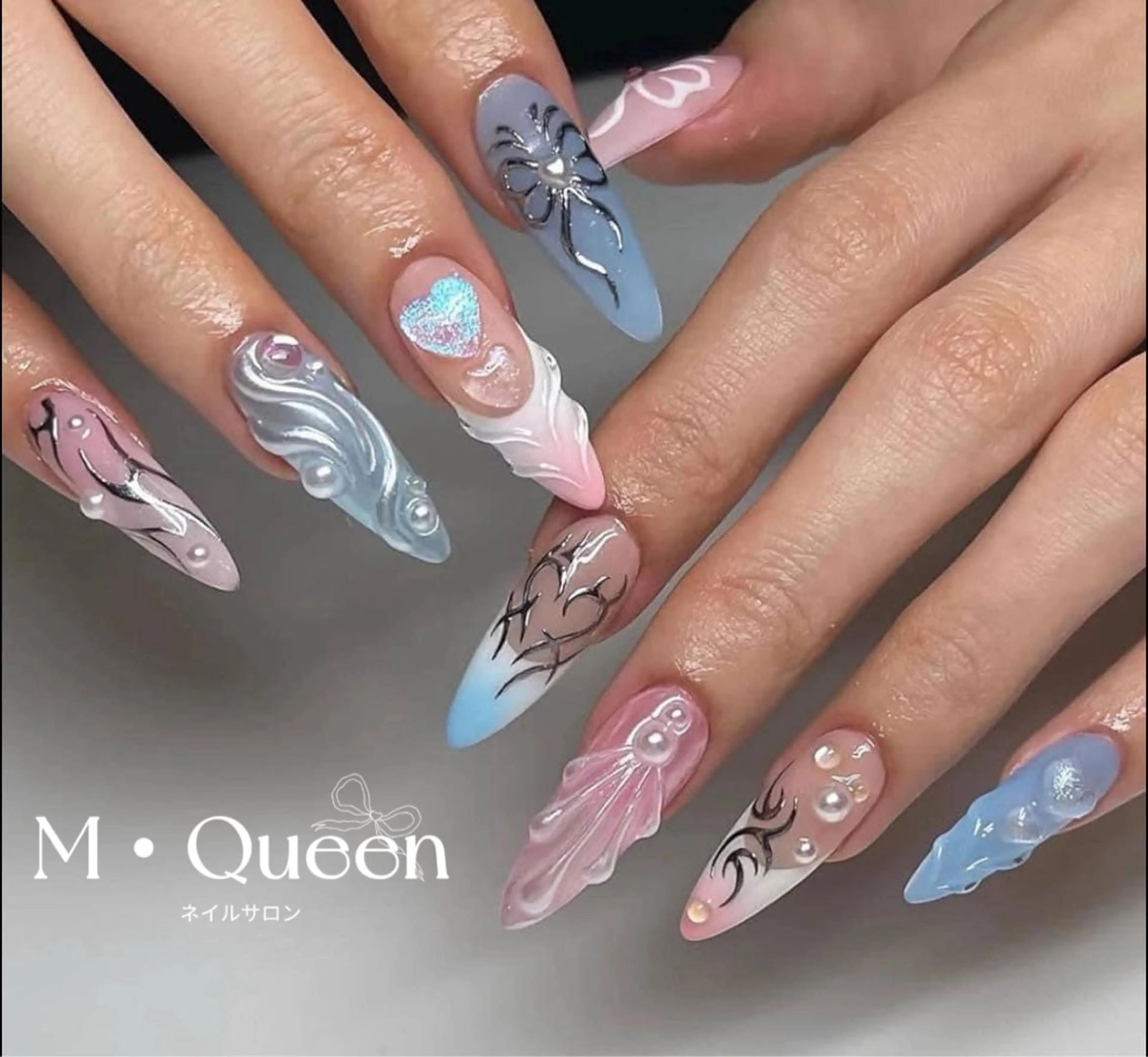 ネイル ハンドネイル MQueen ネイルサロンマルのネイルデザイン