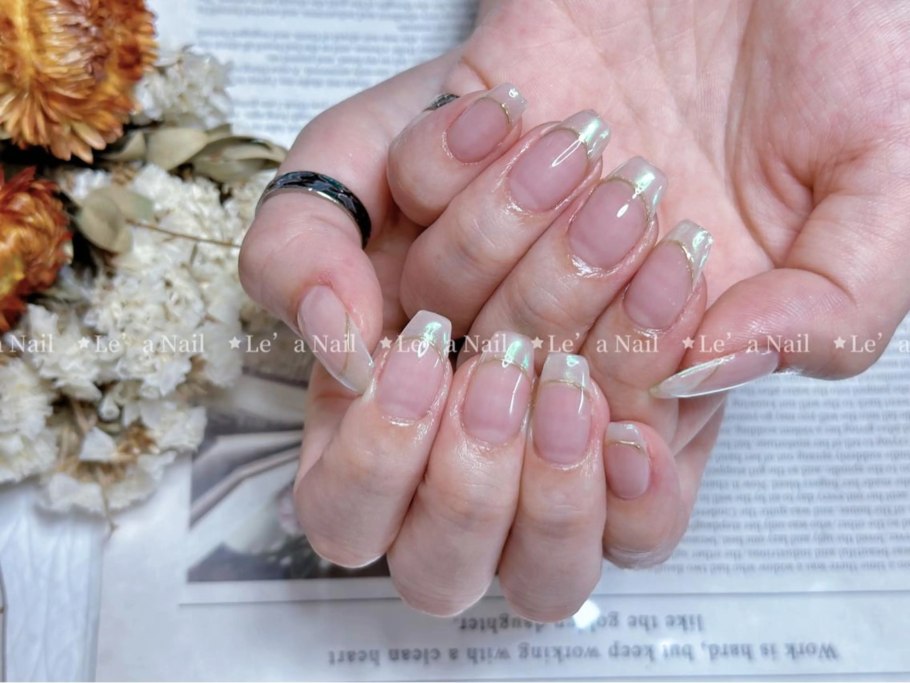 ミディアム カラー ネイル Le’a NailSalonのネイルデザイン