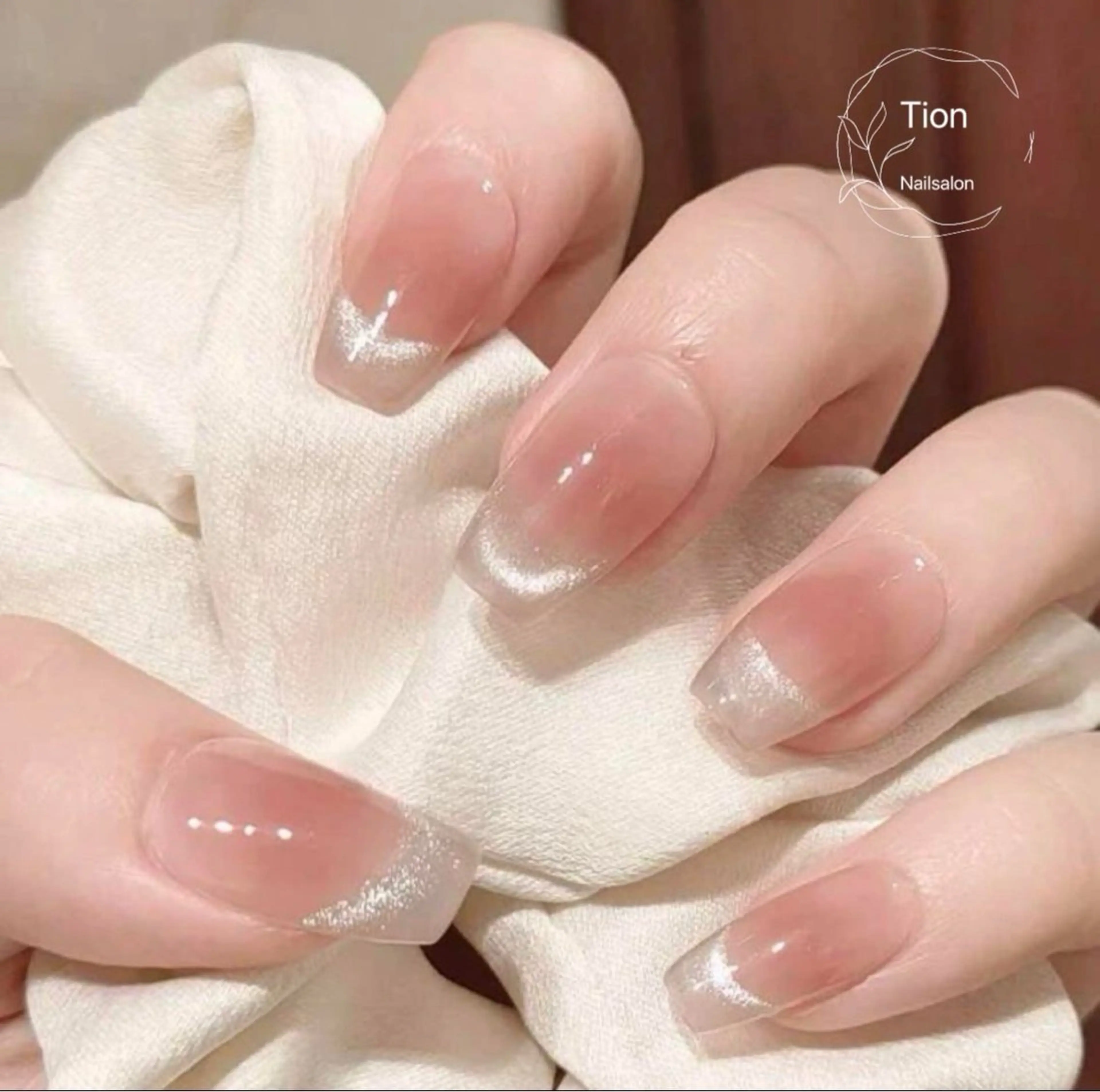 ネイル チークネイル 長さ出し フットネイル フレンチネイル ジェルネイル Nailsalon Tion 川崎店のネイルデザイン