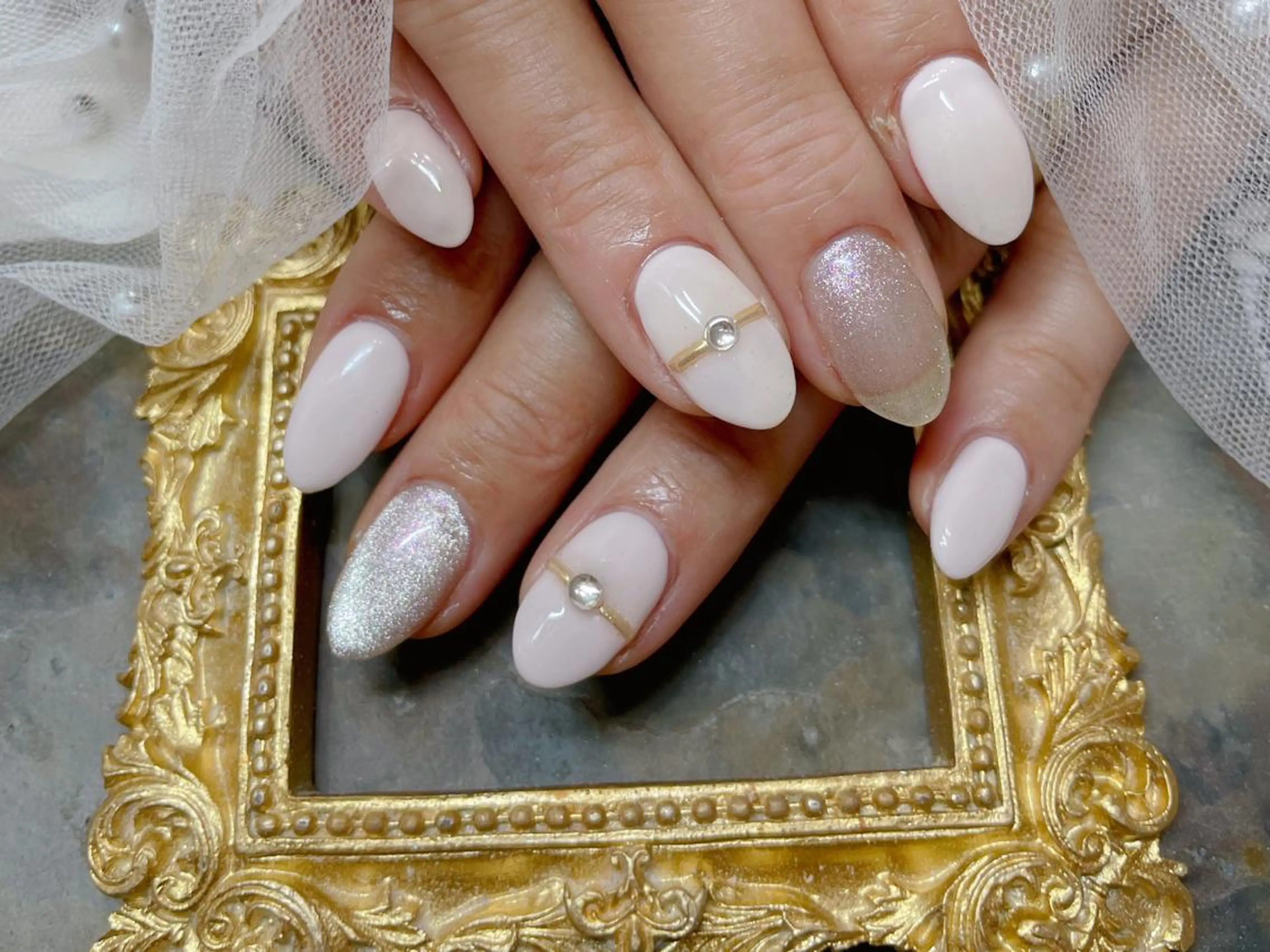 ネイル ハンドネイル マジック ミラーのネイルデザイン