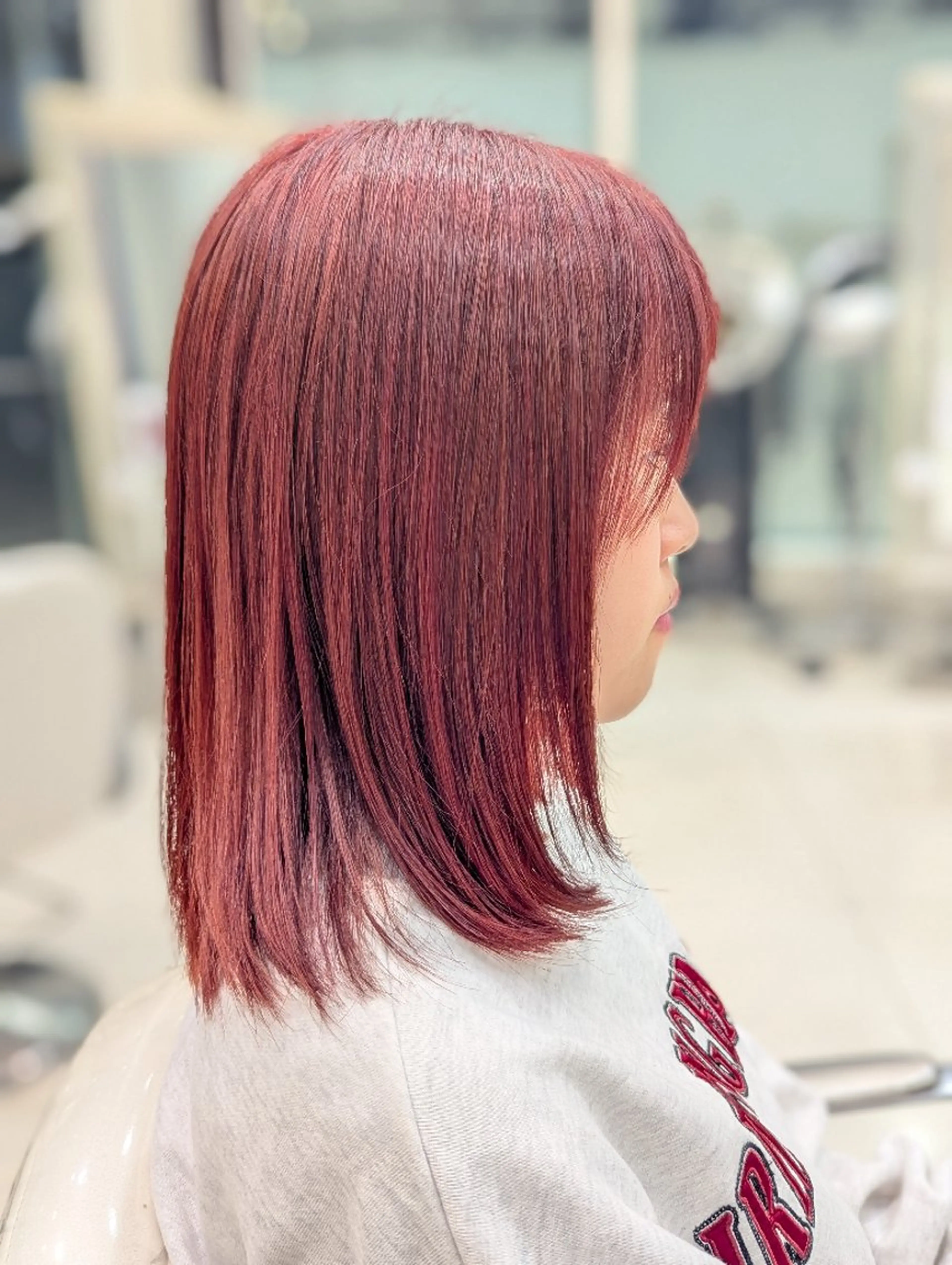 セミロング 髪質改善 カミムラのヘアスタイル