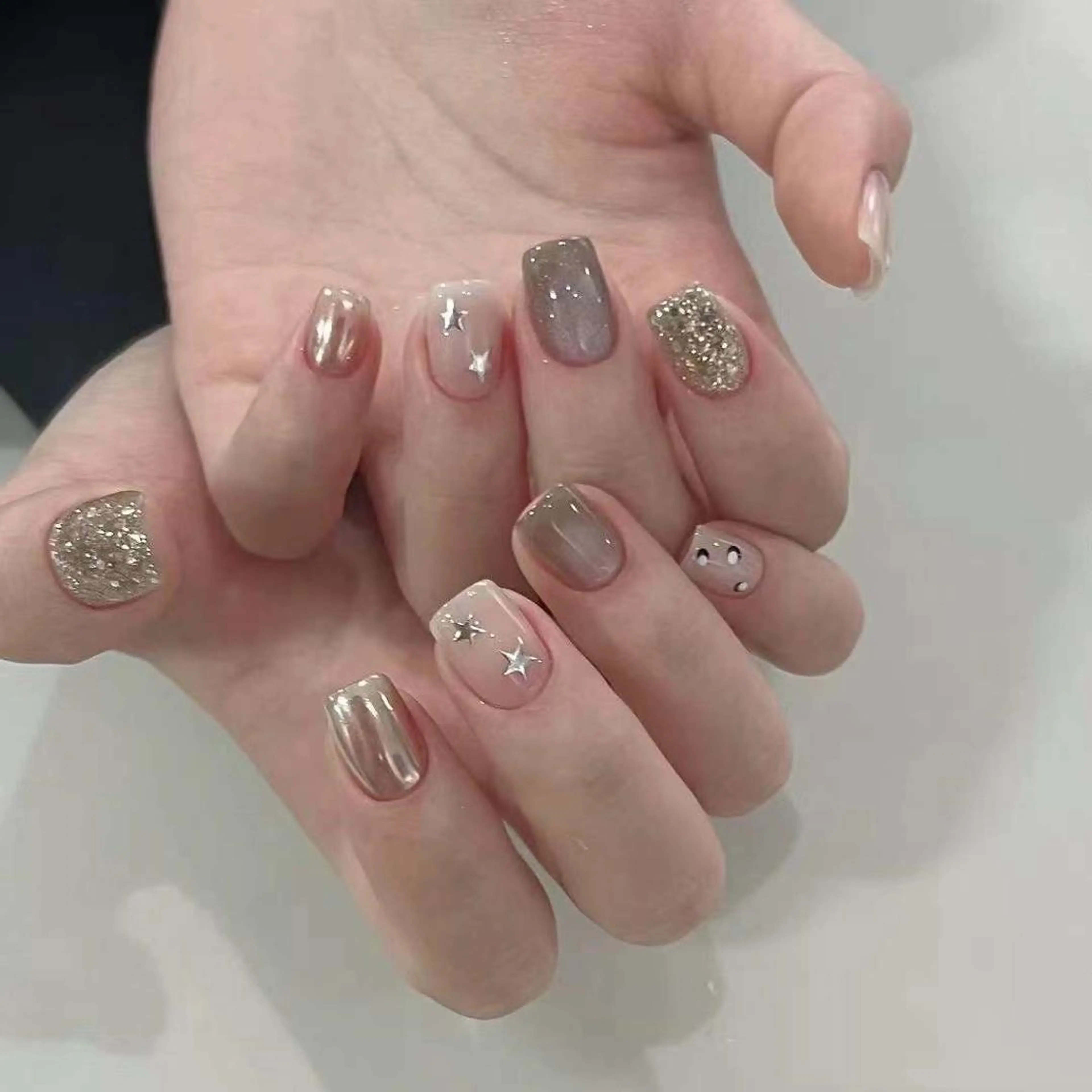 ネイル VIVIAN エイのネイルデザイン