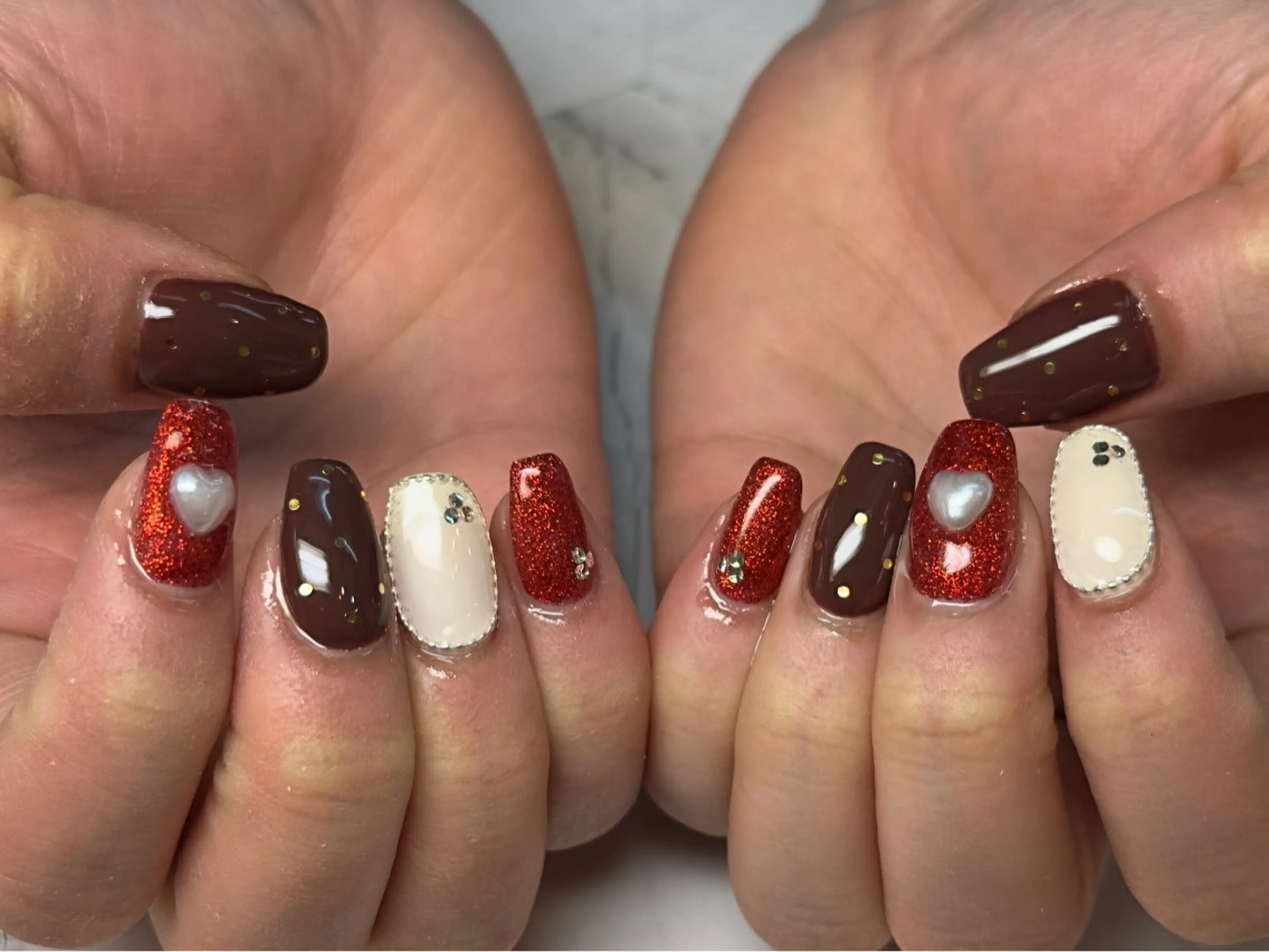 ネイル Queennail 北堀江AYAのネイルデザイン