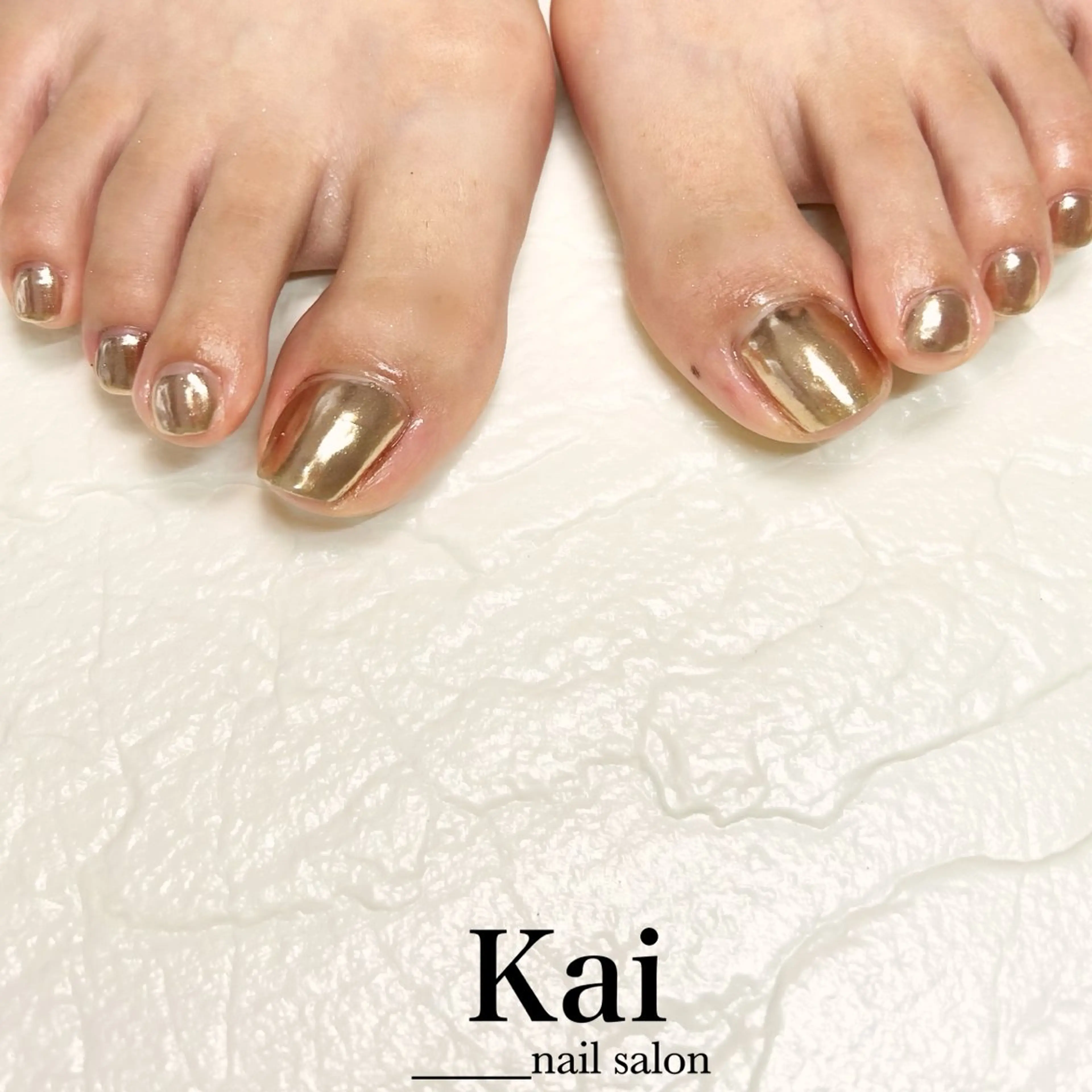 ネイル フットネイル ゴールド 韓国ネイル ミラーネイル フットネイル Kai  nail Mayukoのネイルデザイン