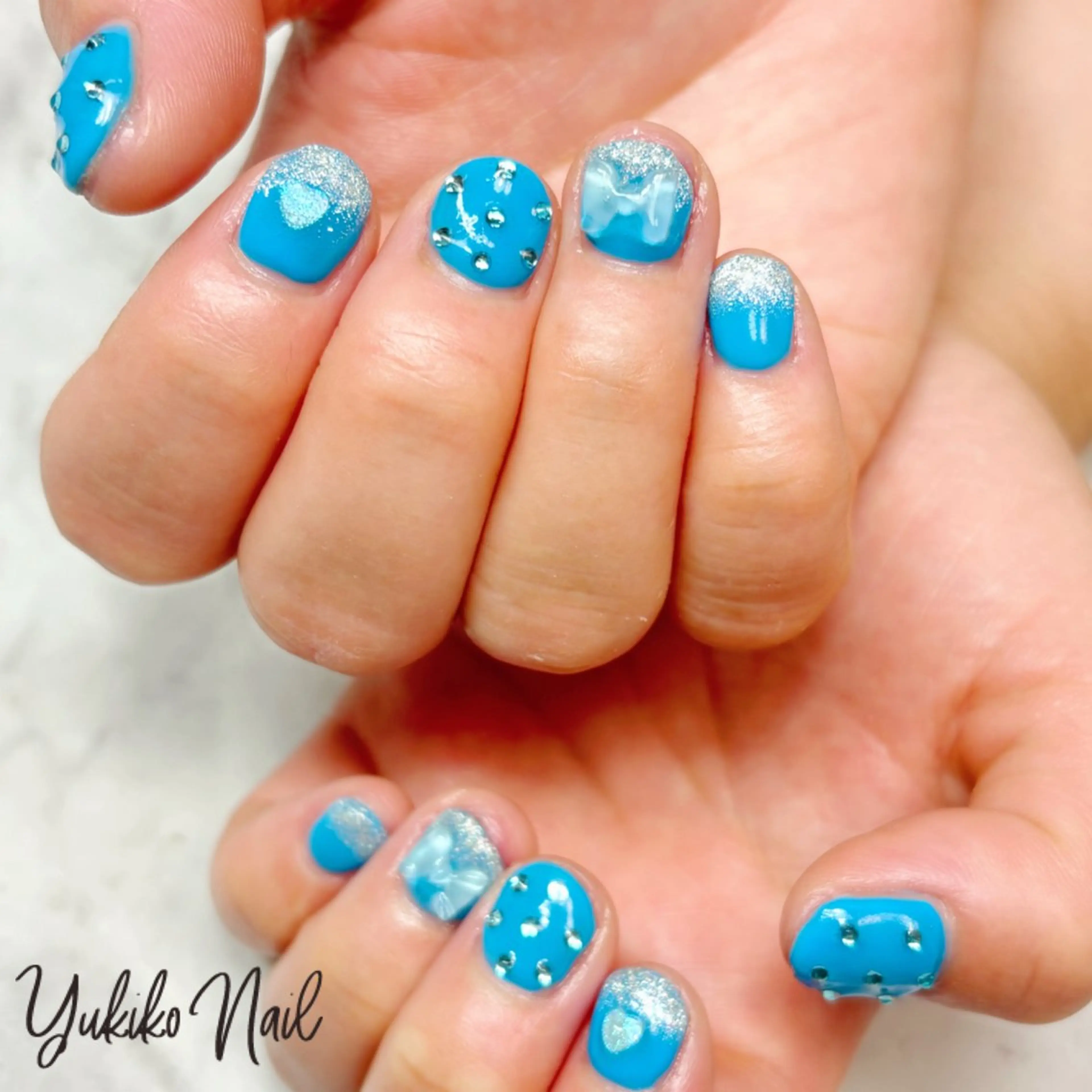 ネイル ブルー ガーリー 韓国ネイル リボン ワンホンネイル ハンドネイル ユキコ ネイルのネイルデザイン
