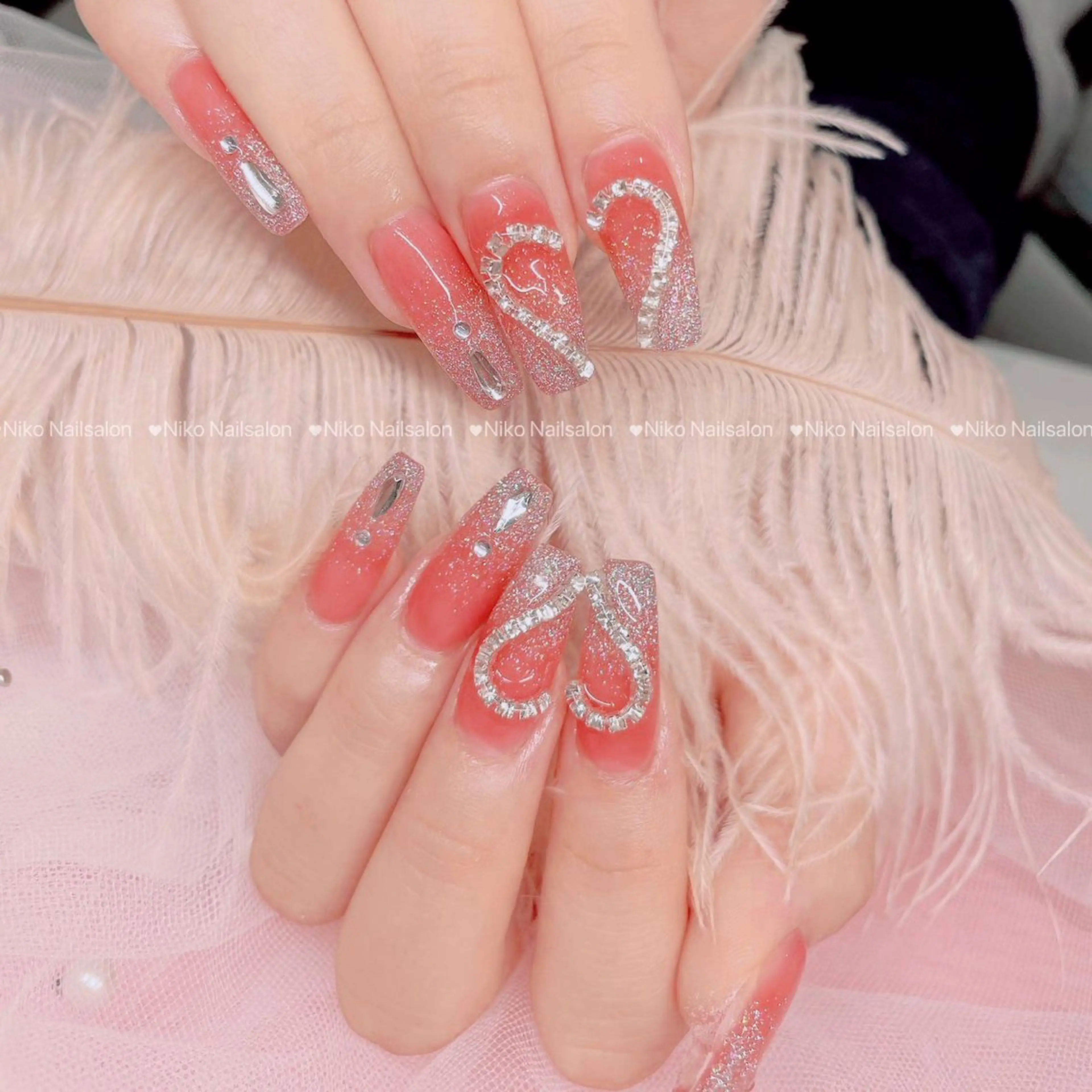 ネイル チークネイル 長さ出し フットネイル フレンチネイル ジェルネイル Niko Nail salon 銀座本店のネイルデザイン