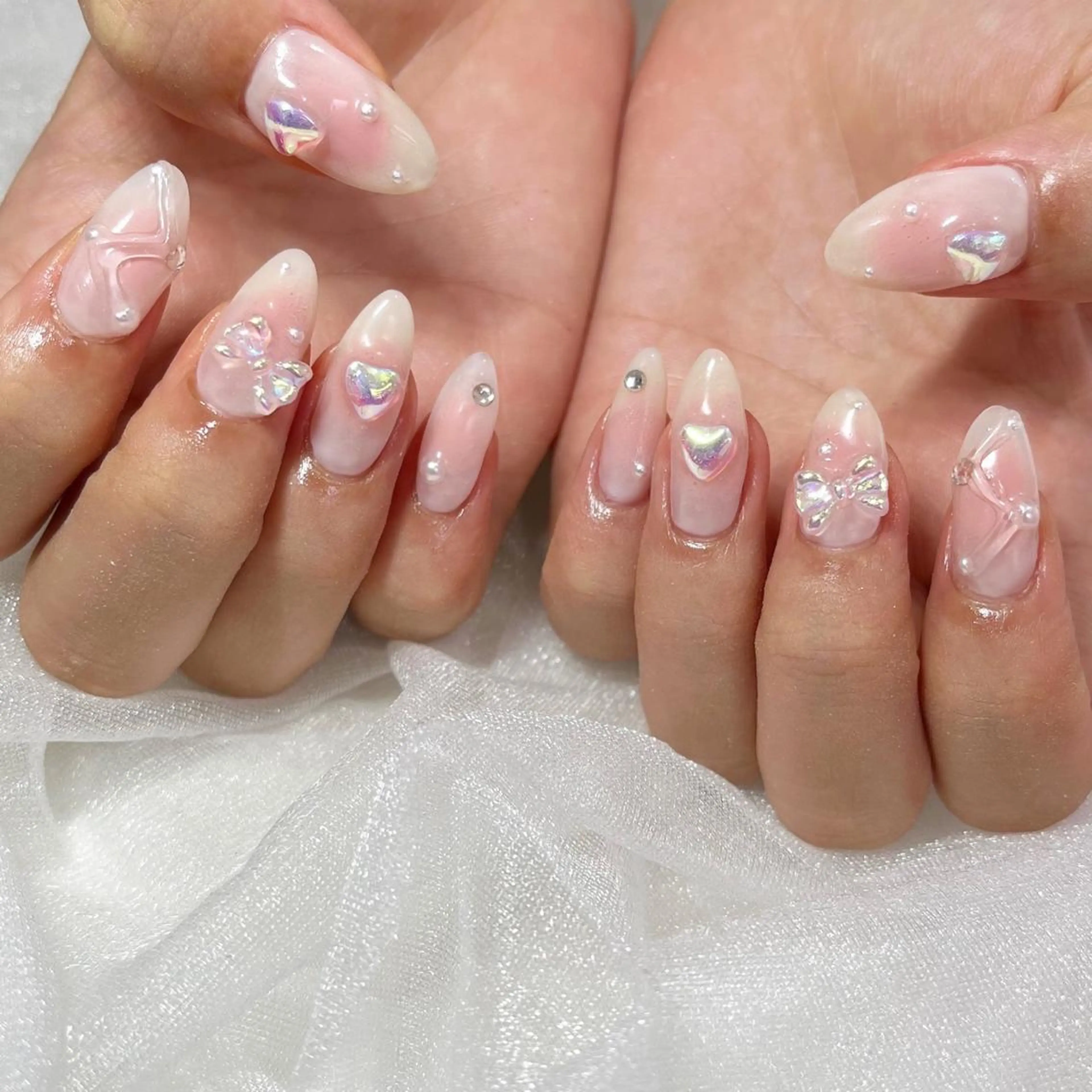 ネイル オーロラネイル クリアネイル 韓国ネイル ニュアンスネイル ぷっくりネイル Salon Ｋのネイルデザイン