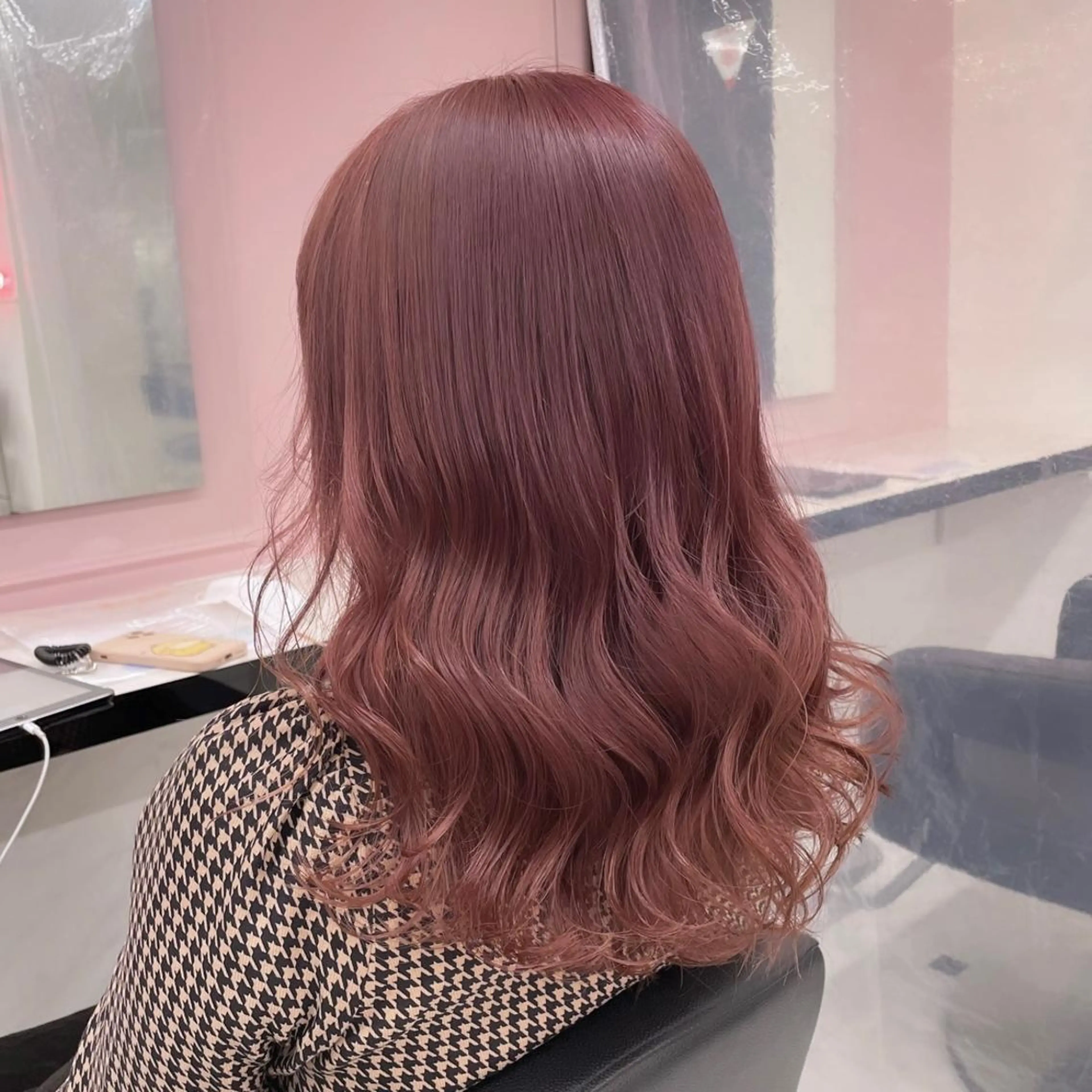 セミロング カラー 🩰透明感カラー♡ UTA🩰のヘアスタイル