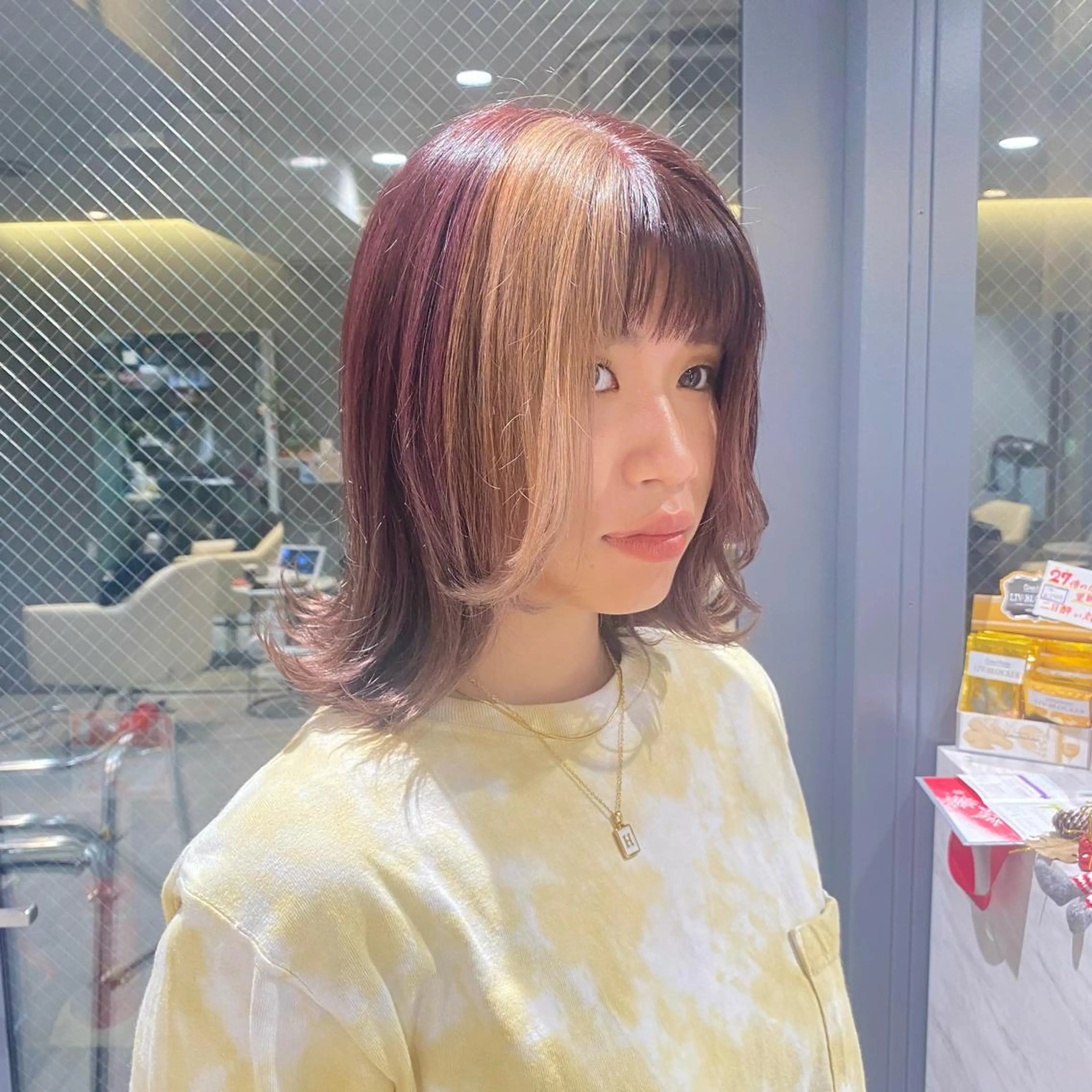 ミディアム カラー ブリーチなしカラー RURI🩵のヘアスタイル