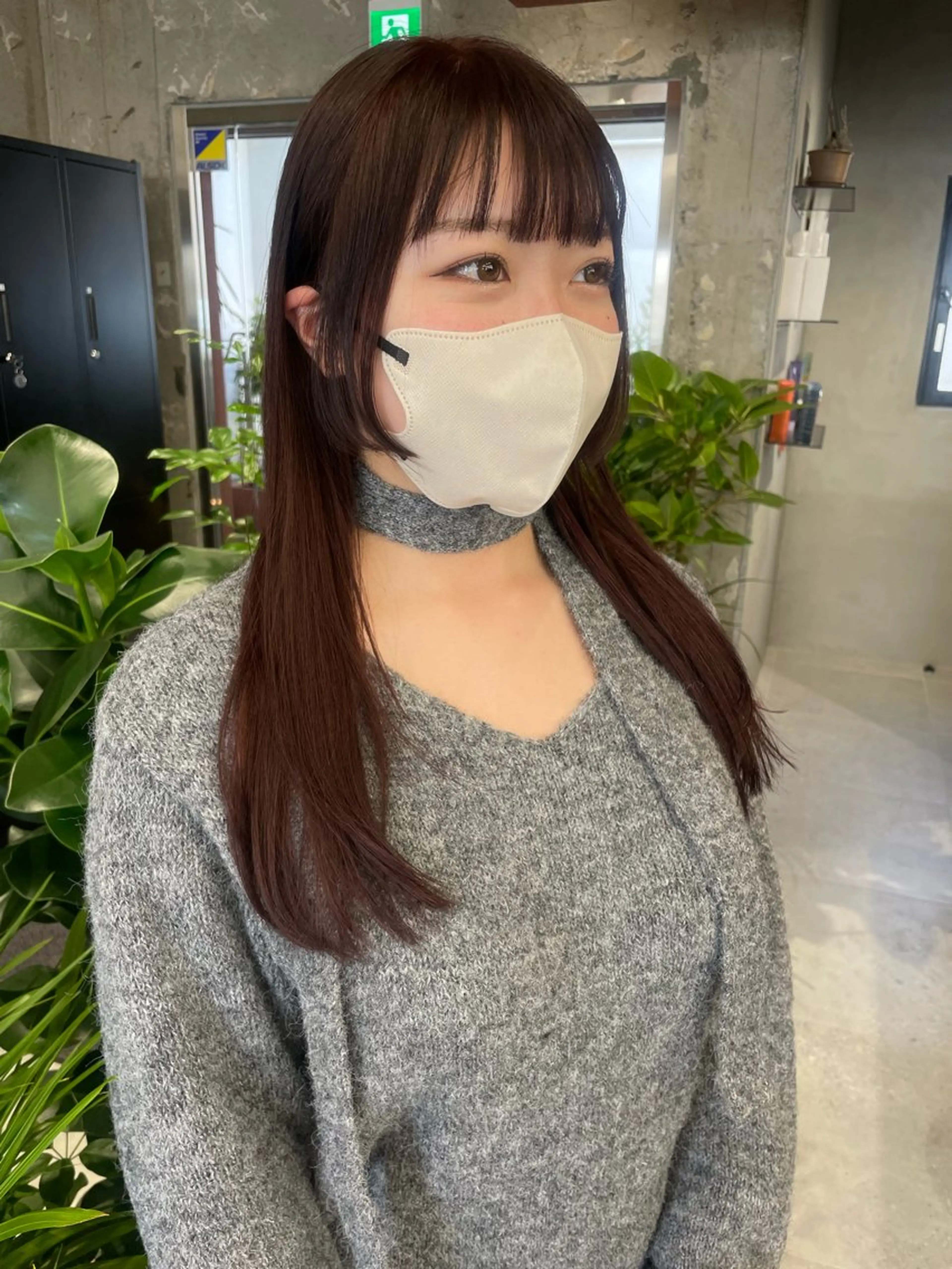 ロング カット MIFA レイヤー／パーマのヘアスタイル