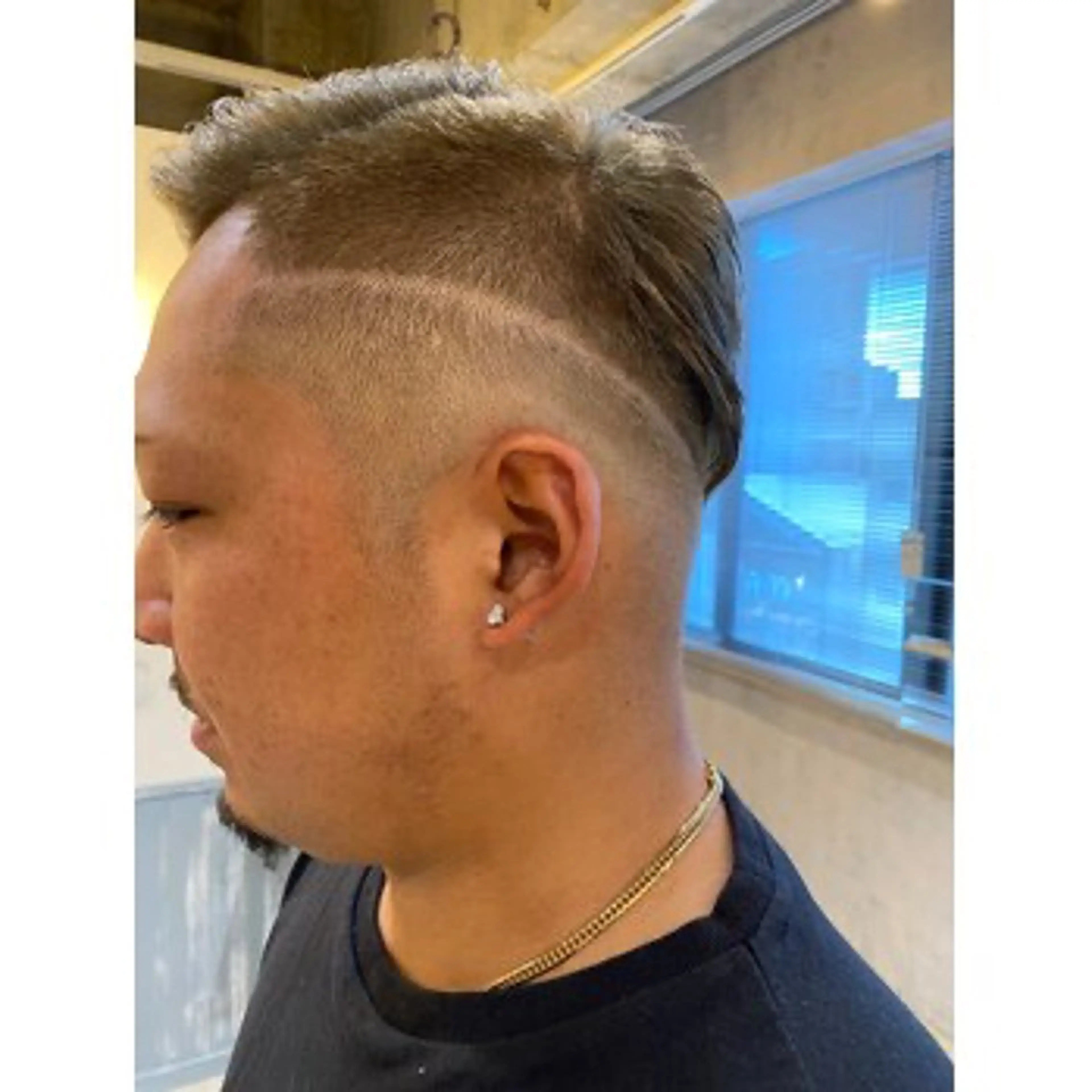 メンズ メンズブリーチ スタイリスト まことのヘアスタイル