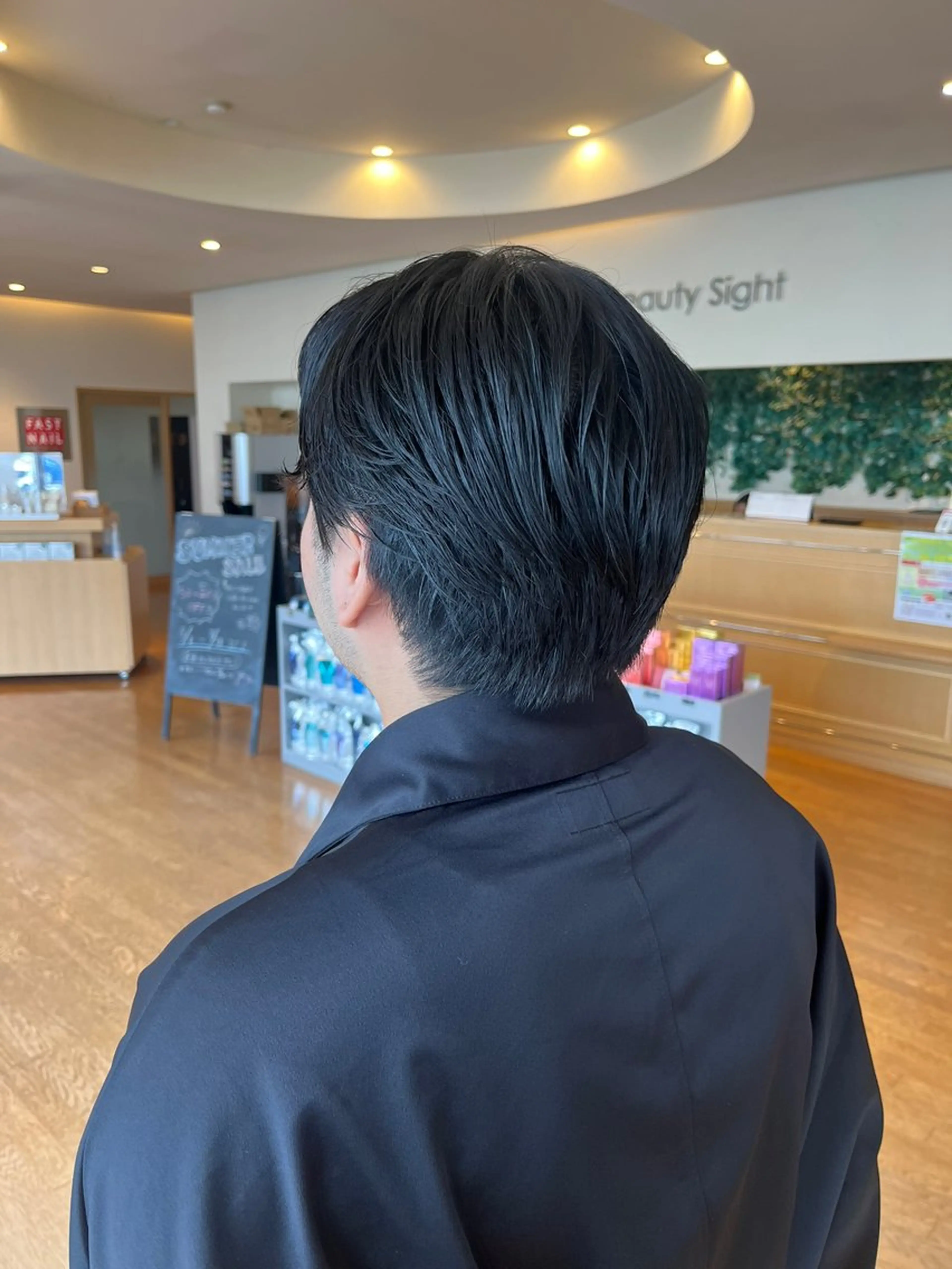 メンズ 刈り上げ カット 梶原 美保のヘアスタイル