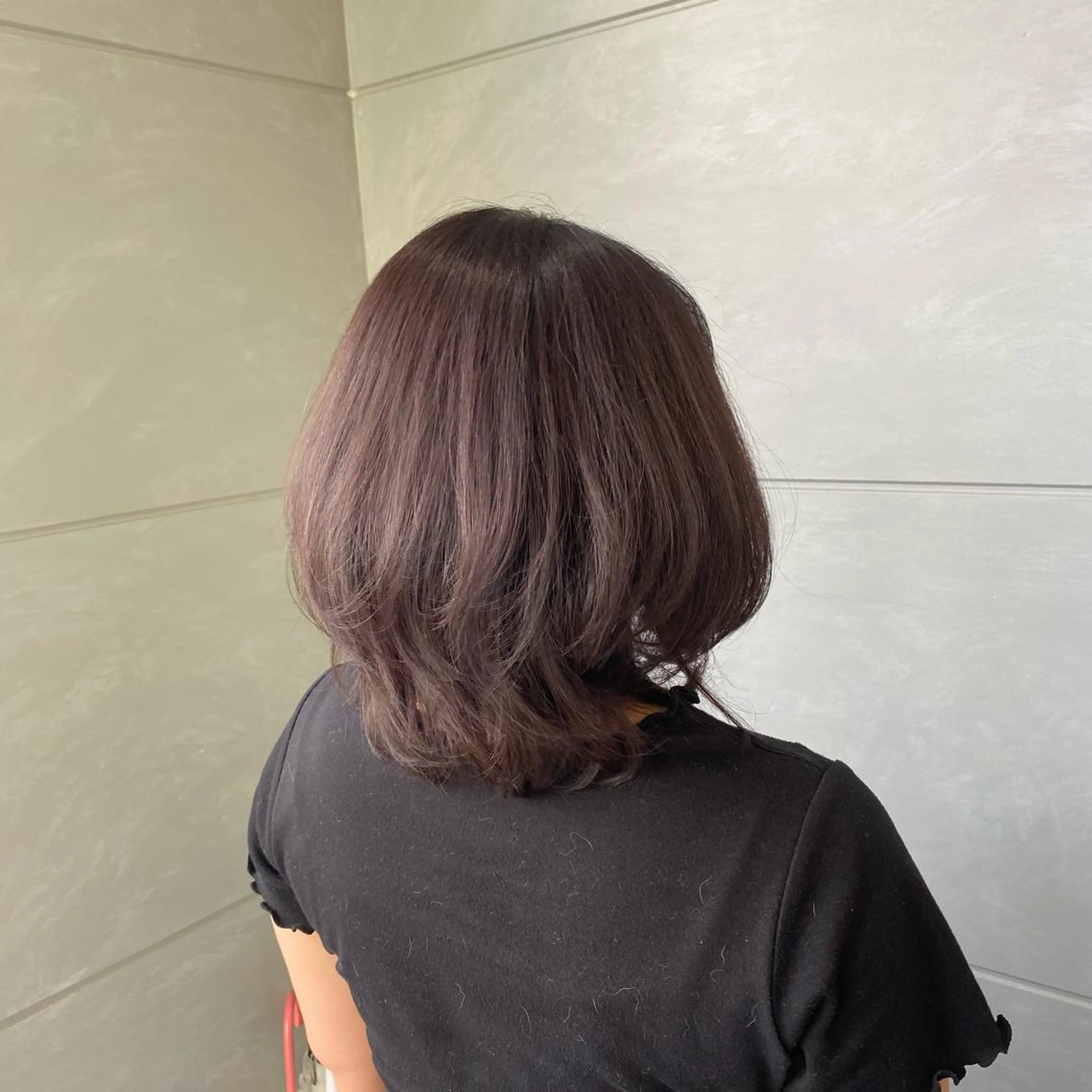 ミディアム カラー 天池 結衣のヘアスタイル