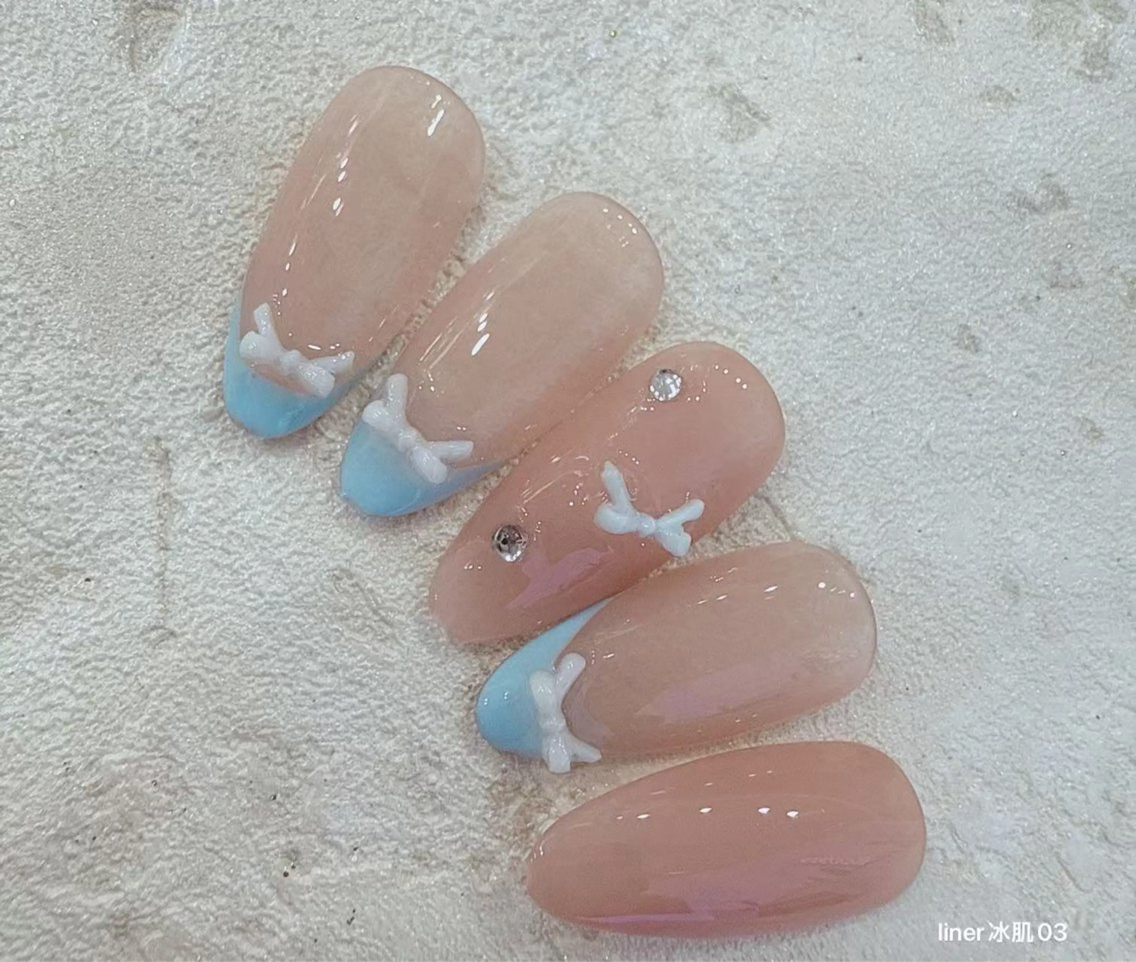 ネイル きらきらネイルサロン所属・にな ネイルのネイルデザイン