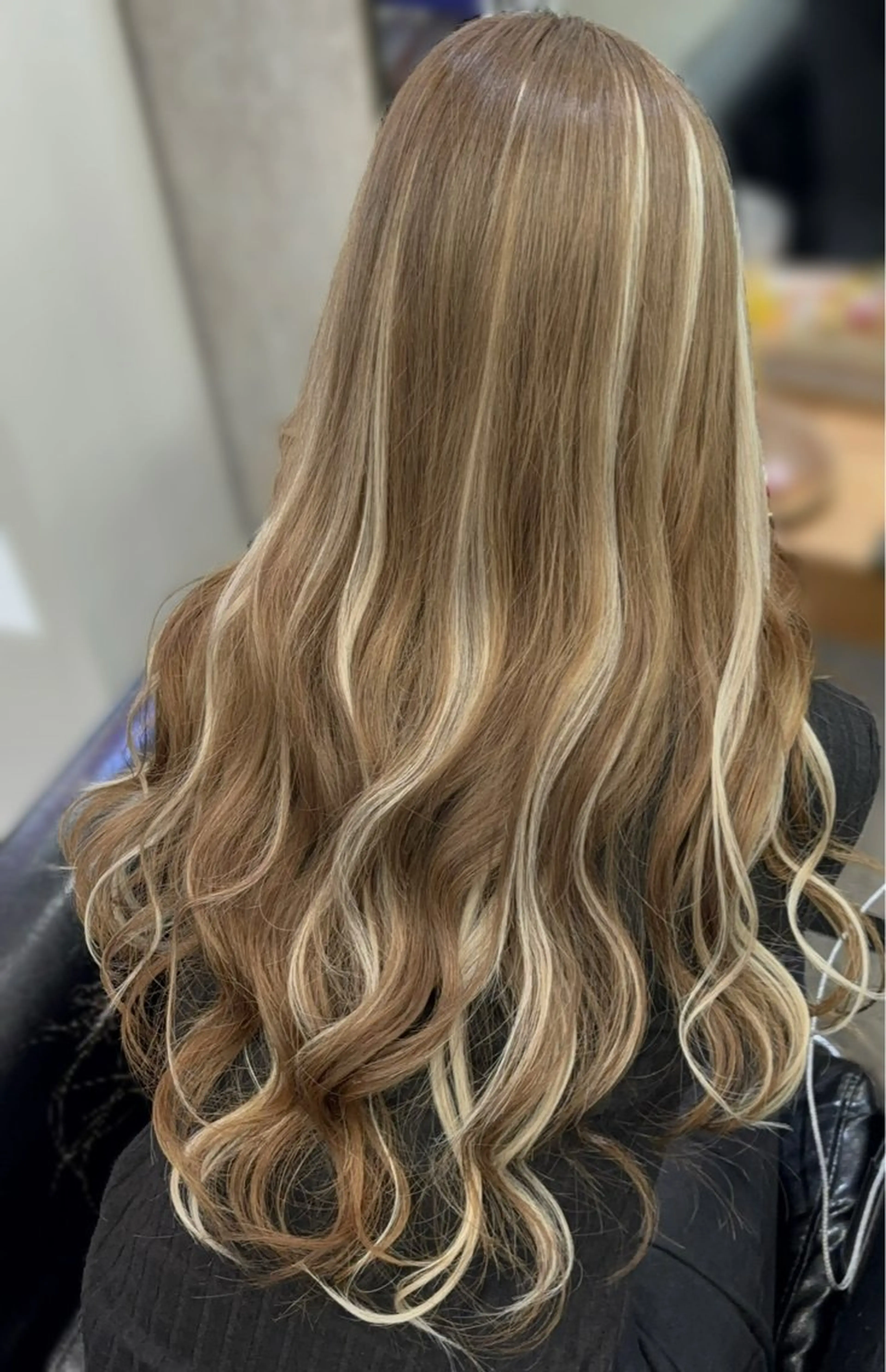 【ケアブリーチ使用】ハイライトorローライトの写真