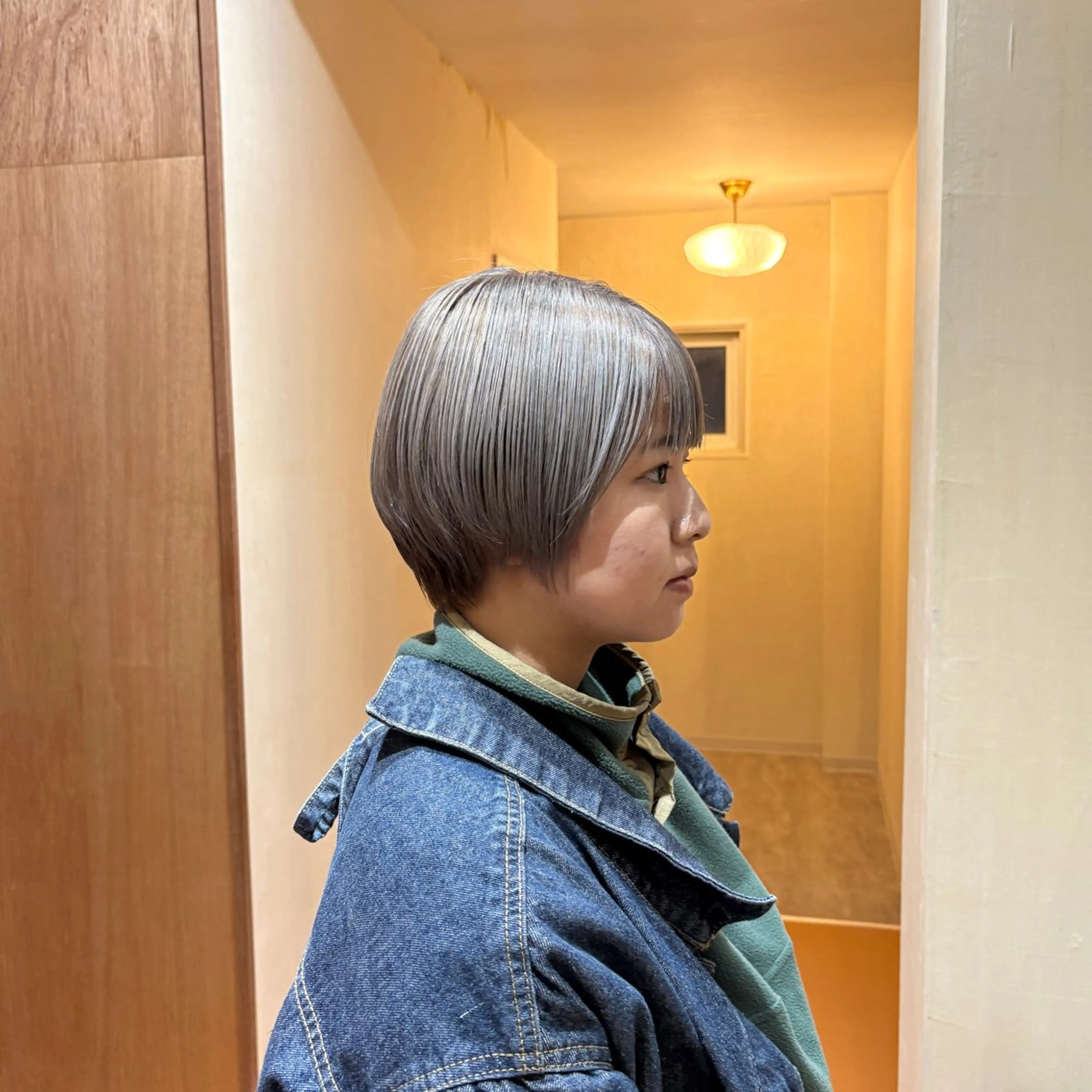 ショート カラー グレージュ シルバー シルバーグレージュ ヘアカラー トリートメント 京都/カラー/松野 翔のヘアスタイル