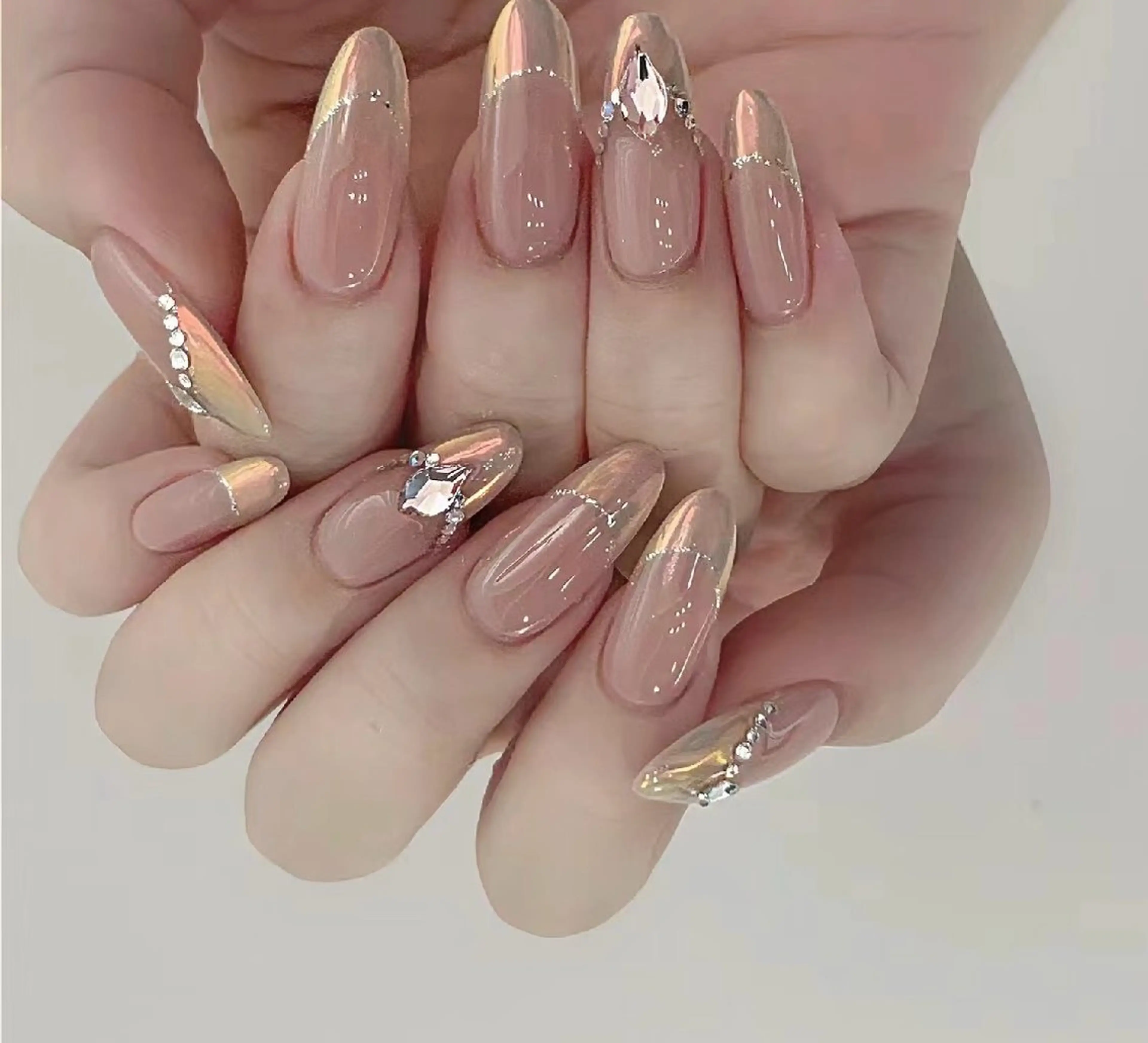 ネイル オーロラネイル フレンチネイル ミラーネイル BabyYouMi nailのネイルデザイン