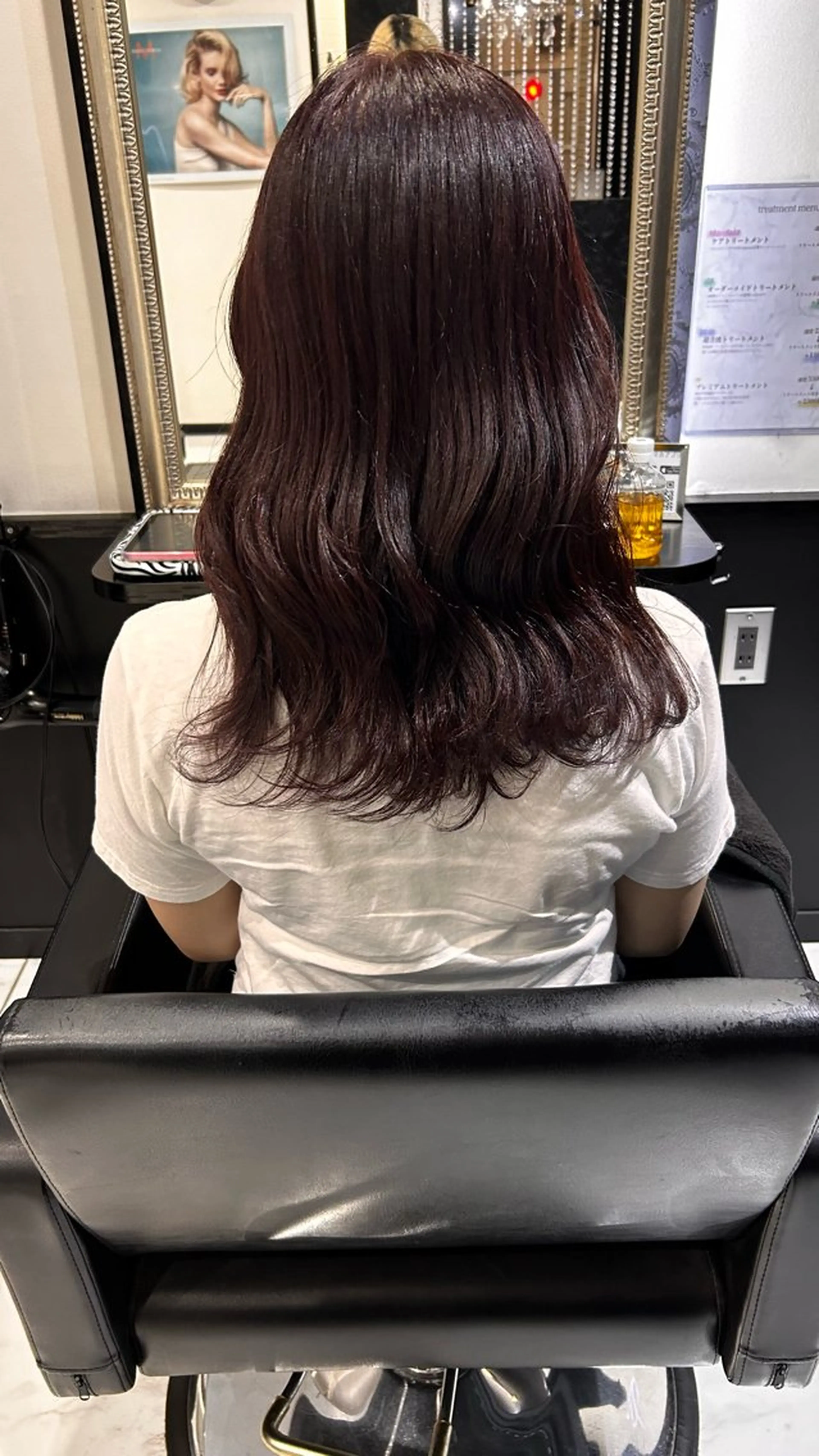 セミロング カラー ブリーチ ブリーチなしカラー レッドカラー ヘアカラー 長田 麻友子のヘアスタイル