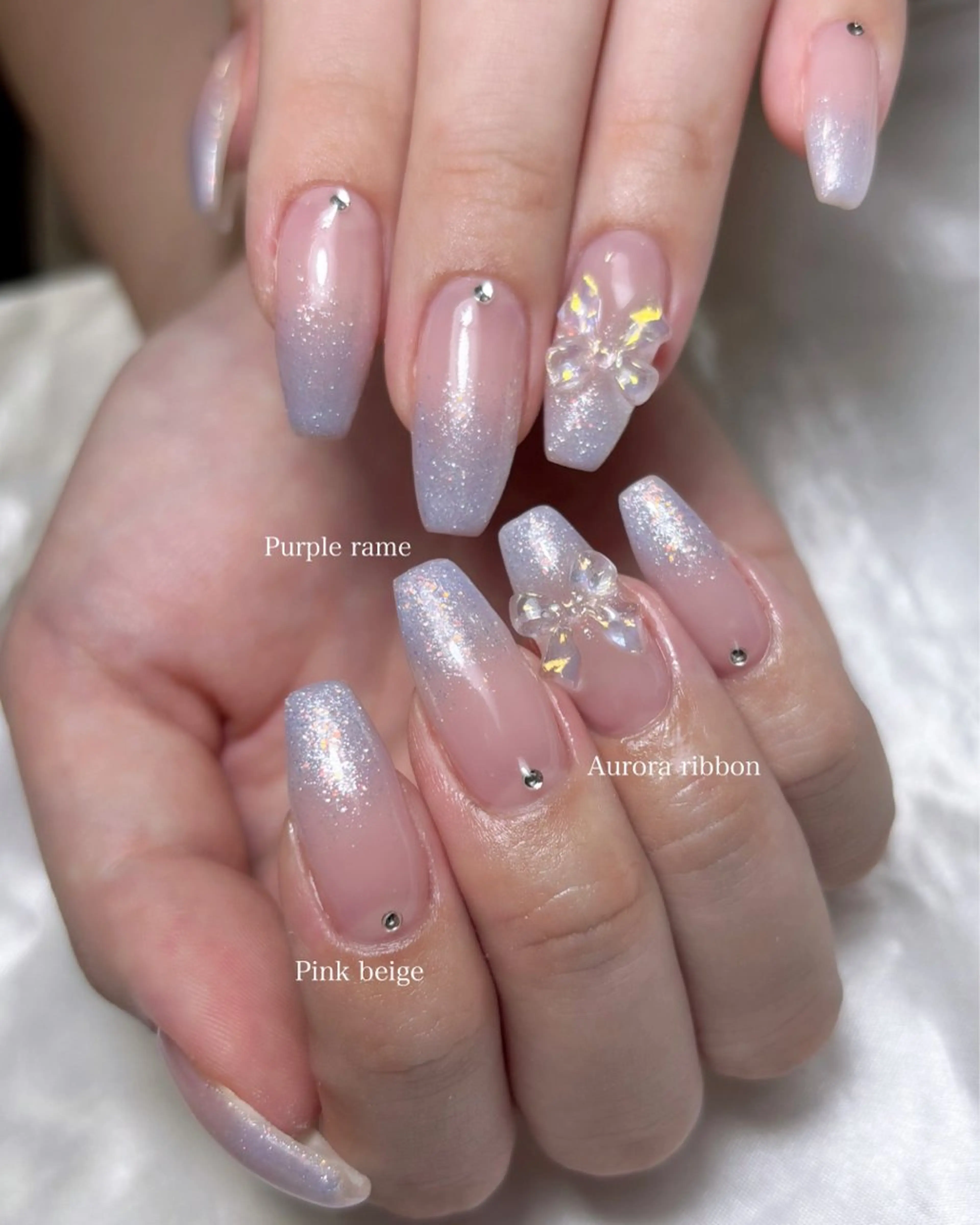 ネイル グラデーション ラメ(グリッター) mofie🤍ユミ/ 恵比寿/パラジェルのネイルデザイン