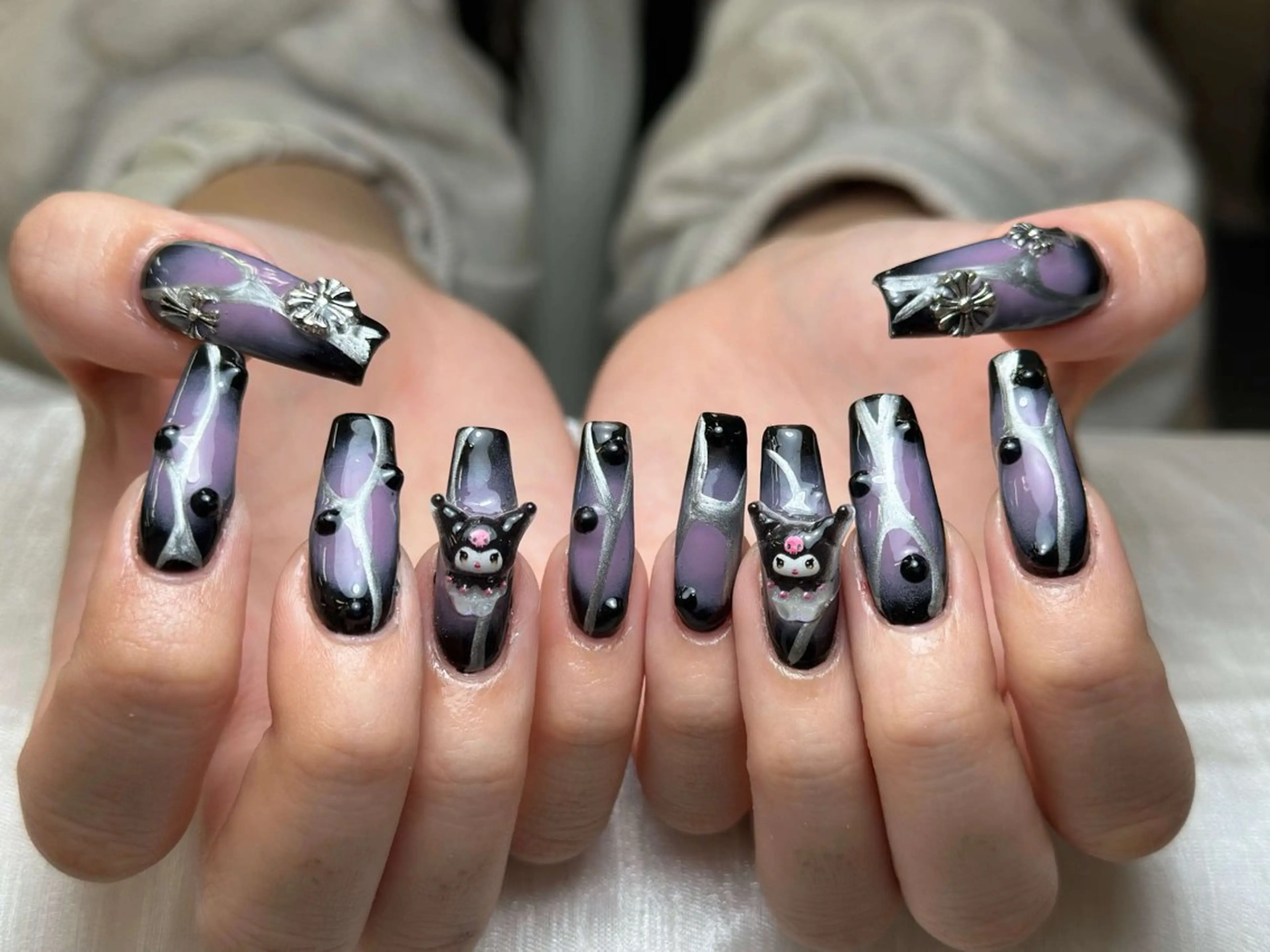 ネイル グラデーション キラキラネイル ワンカラーネイル 冬ネイル Jenn Nail Salonのネイルデザイン