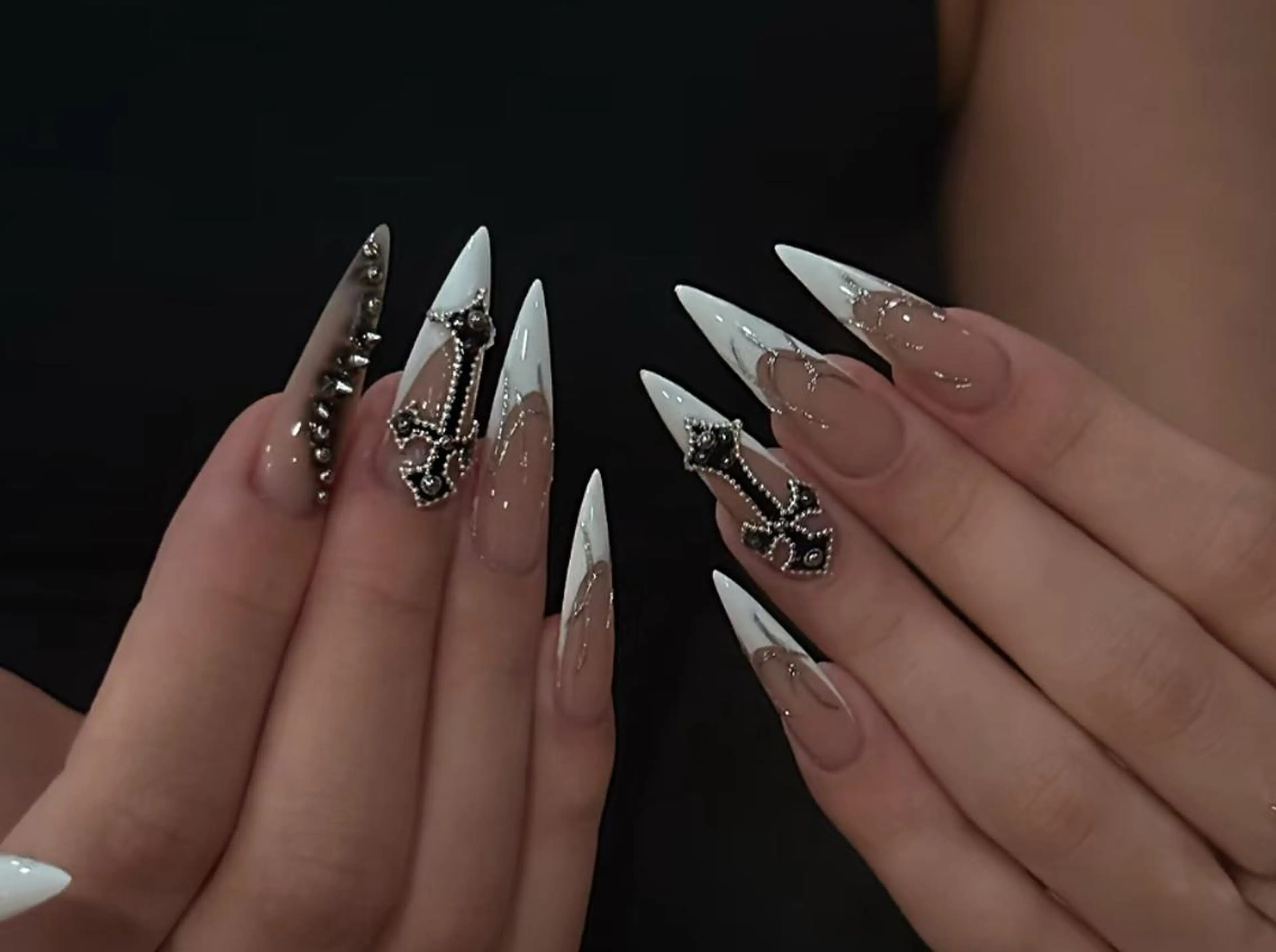 ネイル ハンドネイル 🎀 Ayaka_nailのネイルデザイン