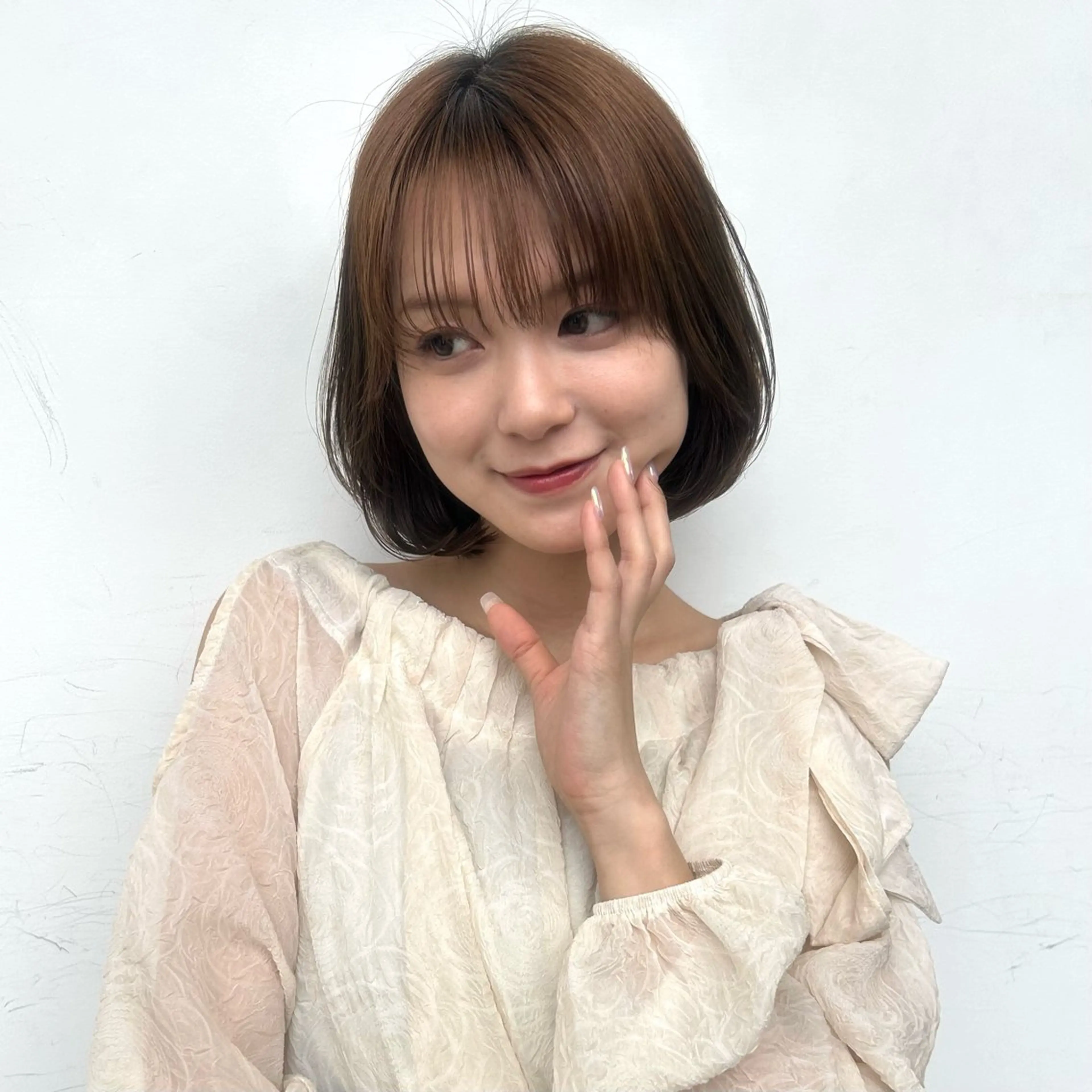 ミディアム カラー タンバルモリ 韓国風ヘア カット ヘアカラー トリートメント ボブ/くびれボブ/ 髪質改善/Ru-kaのヘアスタイル