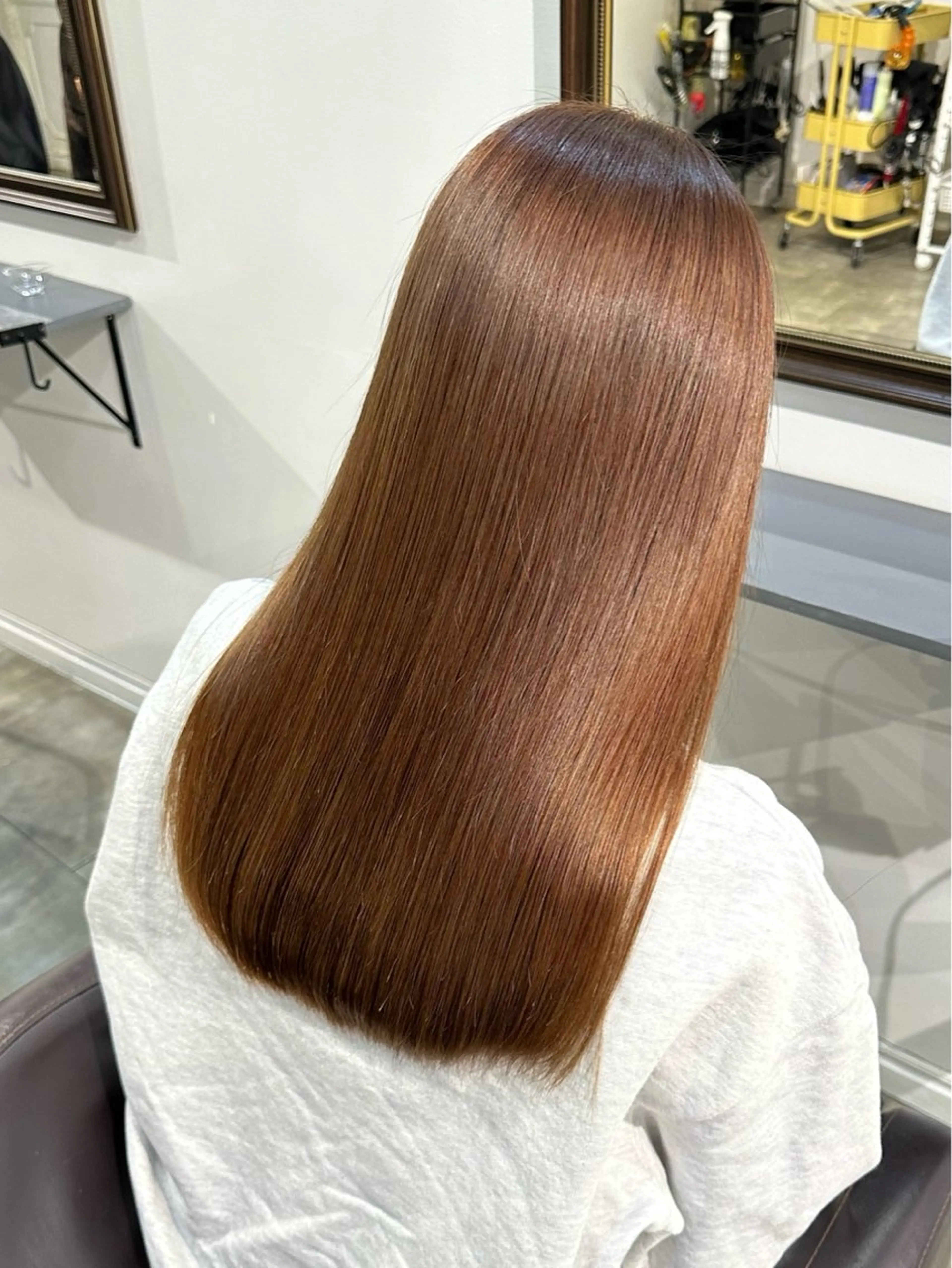 【ブリーチなしダブルカラー】 カット➕カラ一onカラー➕クイックトリートメント　14100円の写真