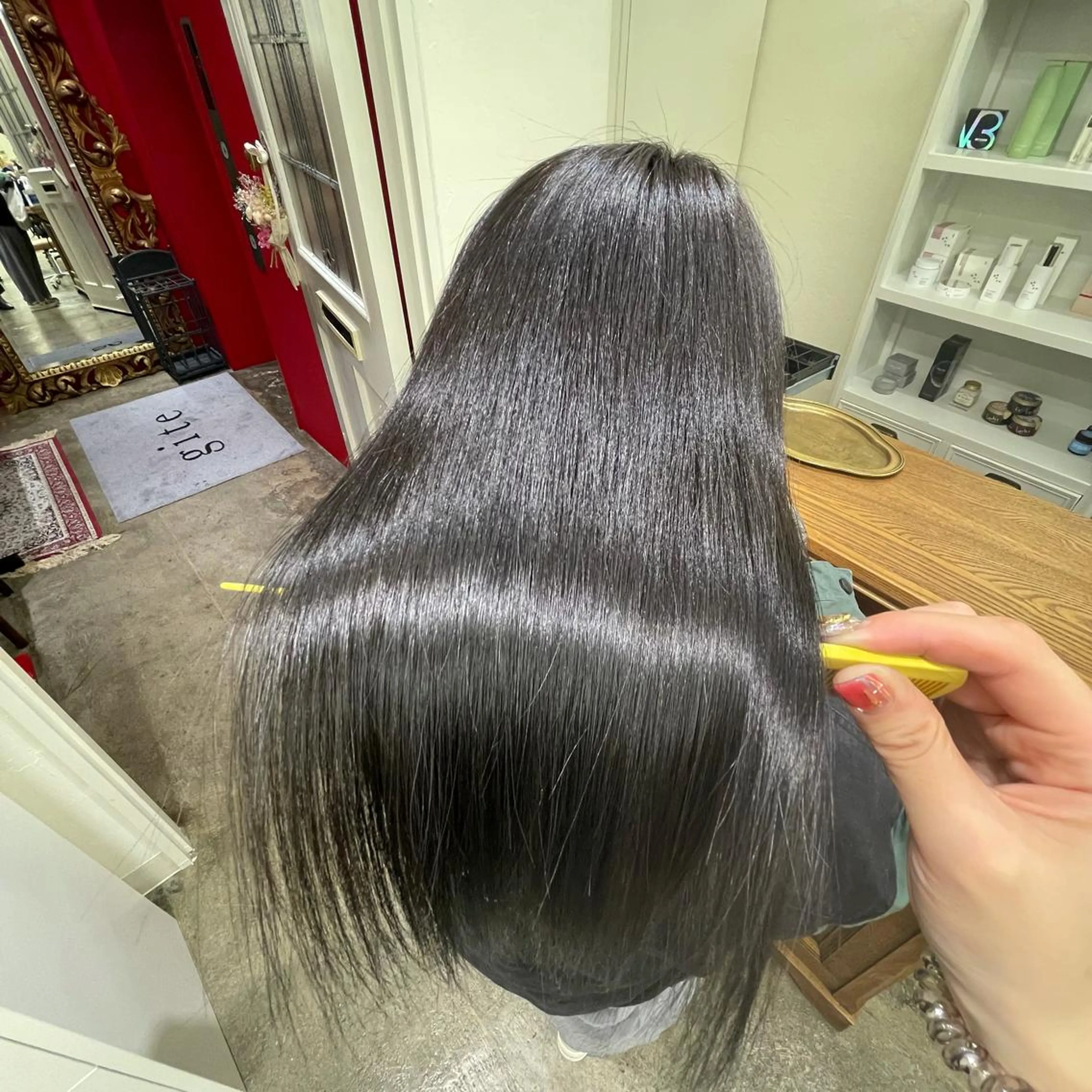 セミロング カラー \脱・うねり& 広がり/gite菊のヘアスタイル