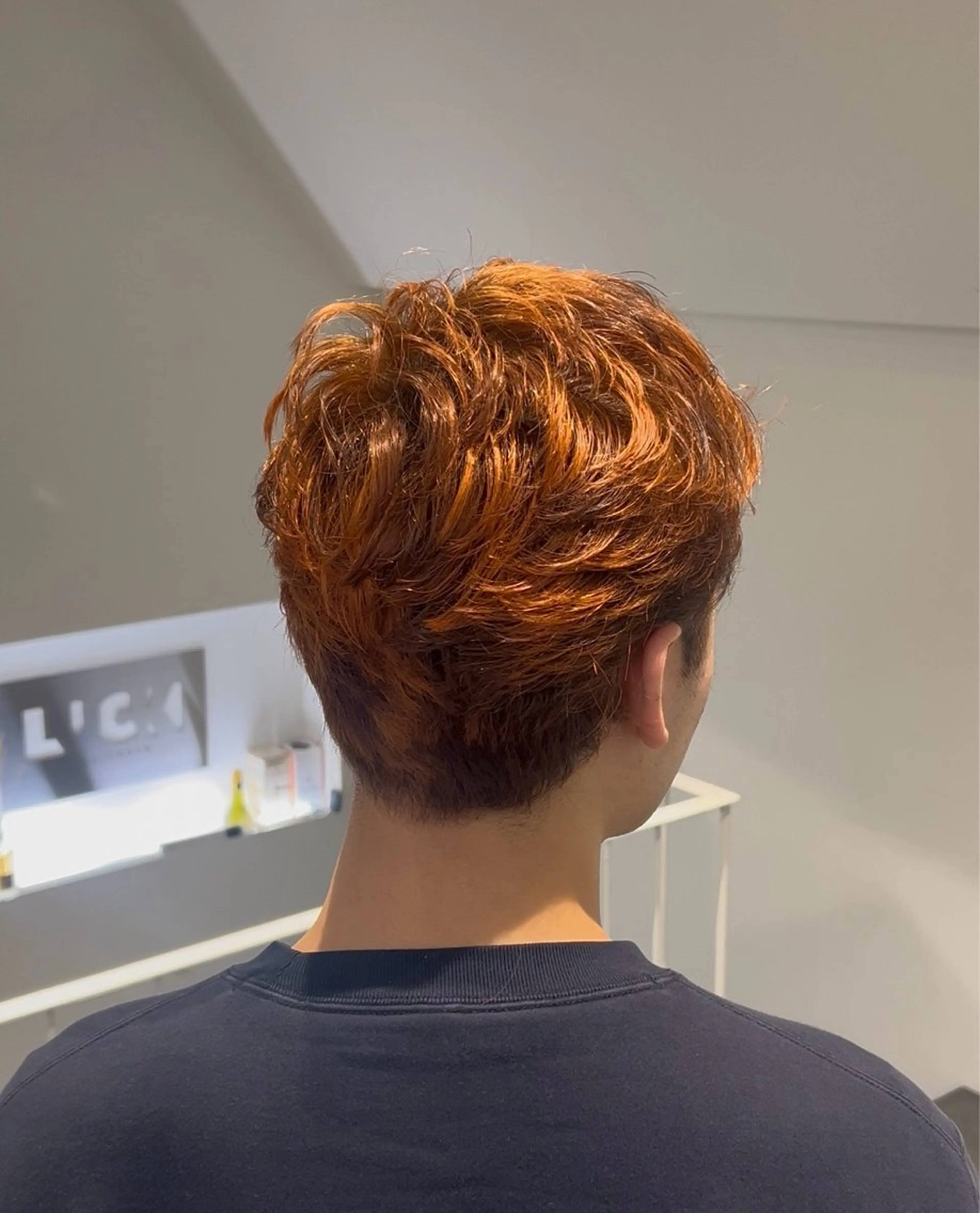 ショート ヘアカラー トリートメント HIKARI ブリーチ/ハイトーンのヘアスタイル