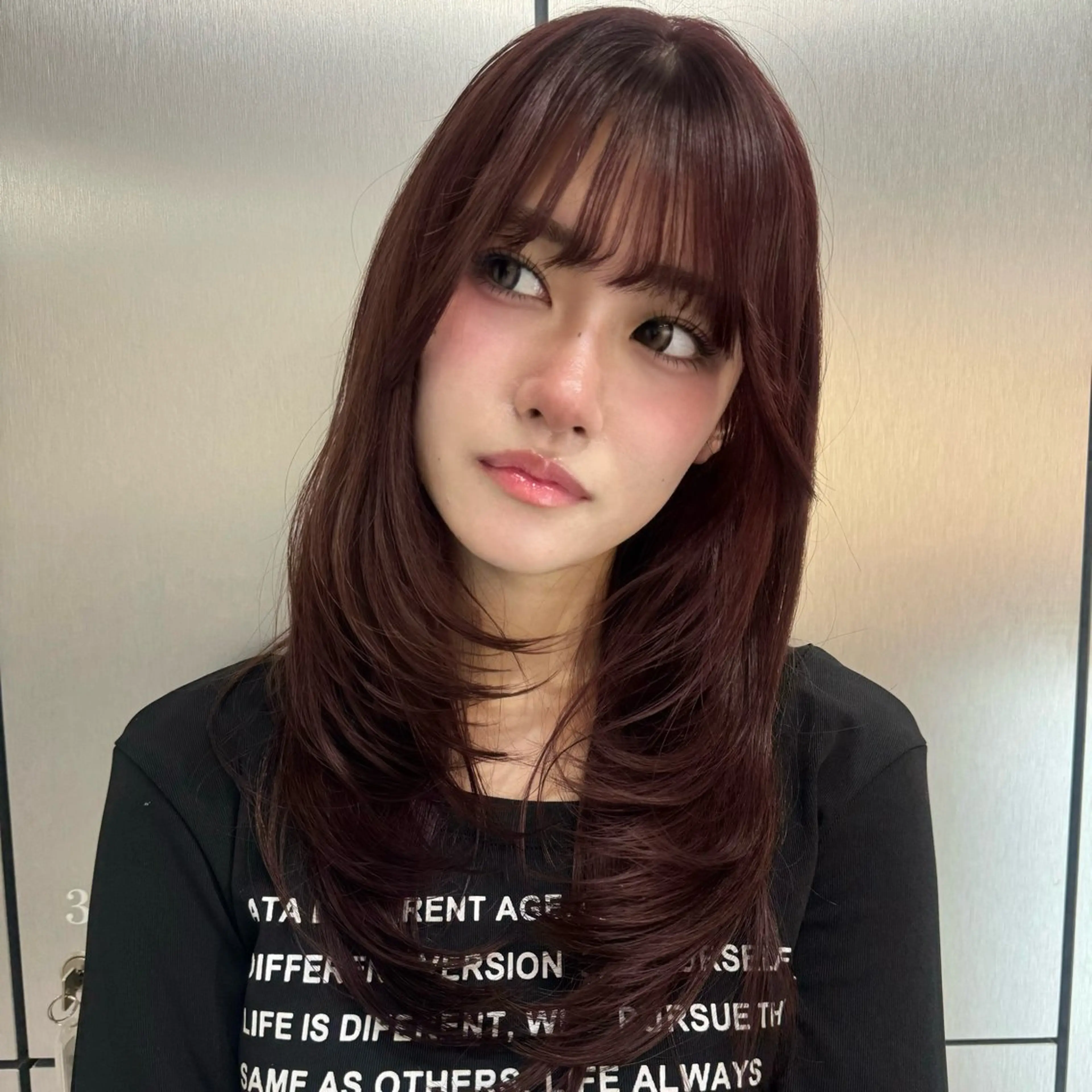 ロング ヘアカラー vivie Madokaのヘアスタイル