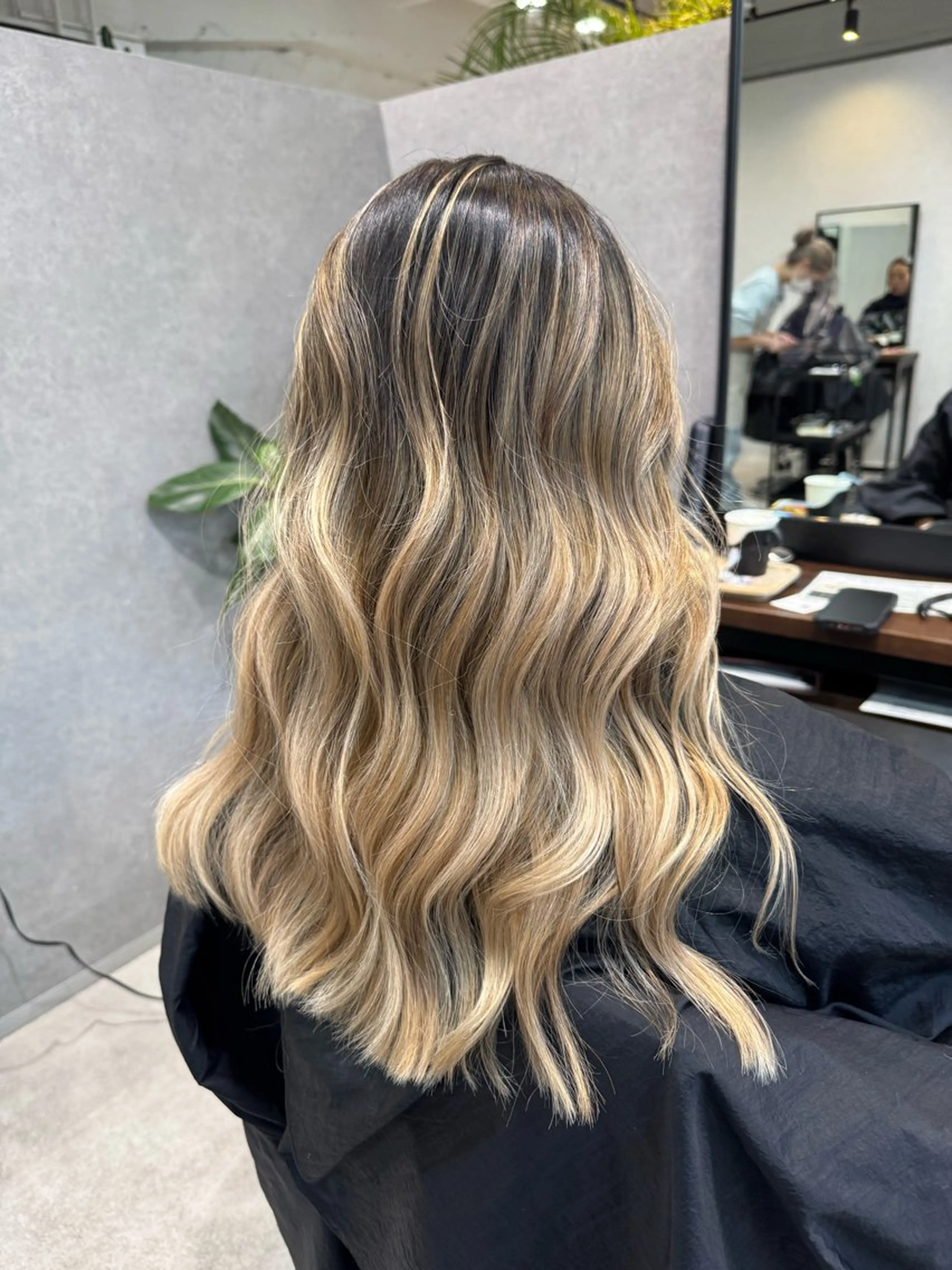 ロング merly miinaのヘアスタイル