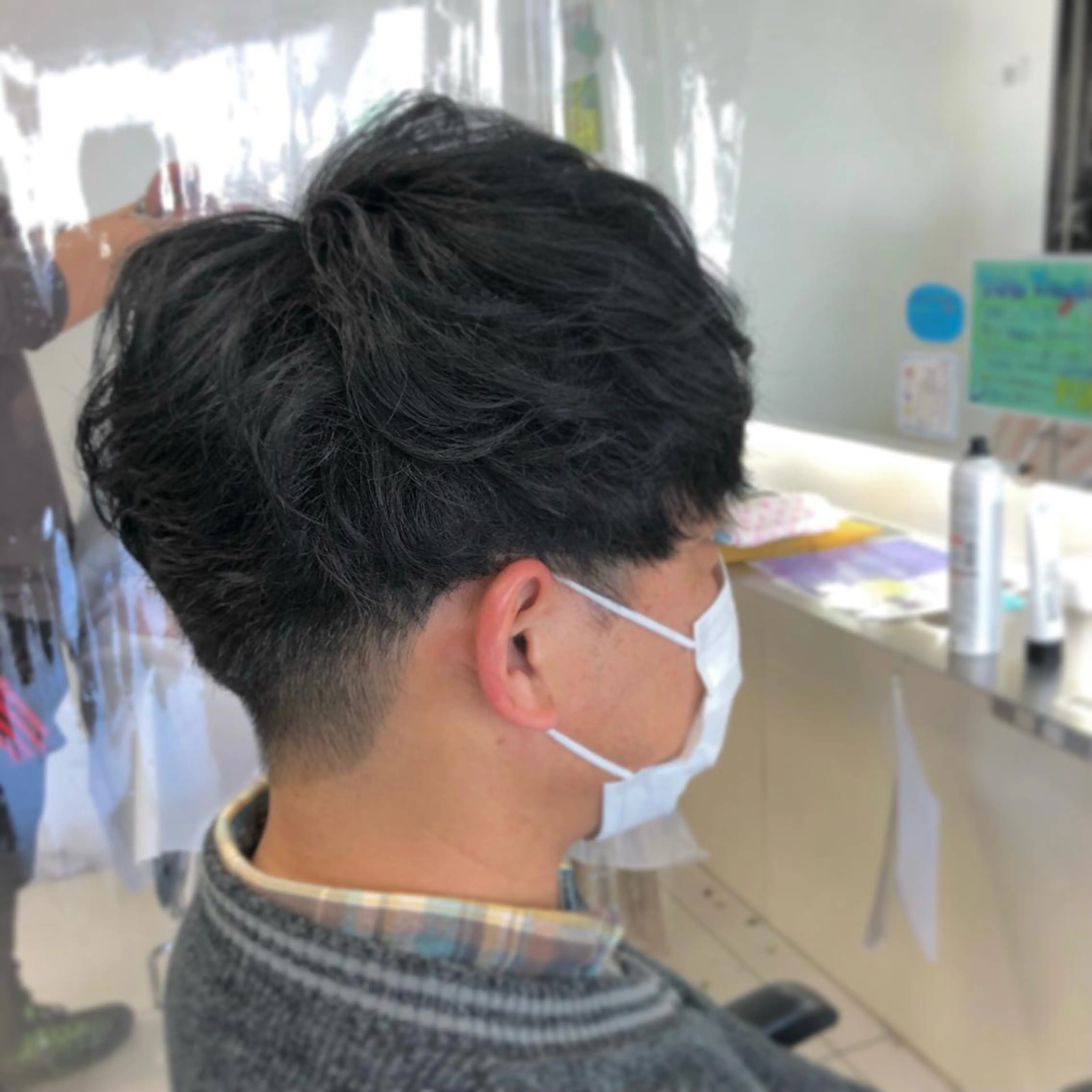 ショート パーマ メンズ メンズパーマ くせ毛 カット パーマ 圧倒的艶髪ストレート 山本翔大✨️のヘアスタイル