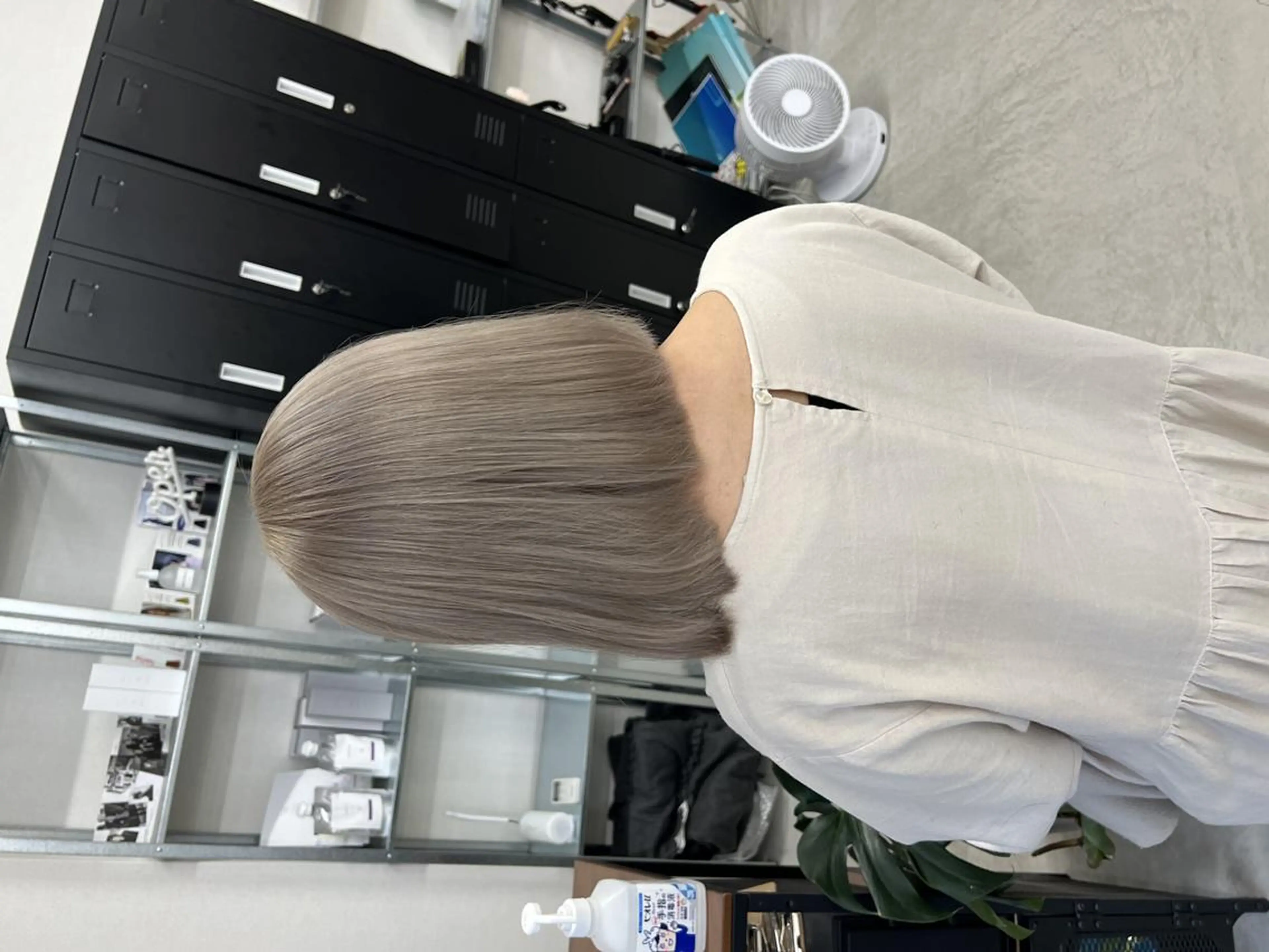 ロング ヘアアレンジ カラー パーマ メンズ キッズ ネイル アイブロウ マツエク・マツパ メンズブリーチ メンズハイライト メンズインナーカラー ブリーチ ケアブリーチ Eirデザイナーズ サロン茶屋町tomoのヘアスタイル