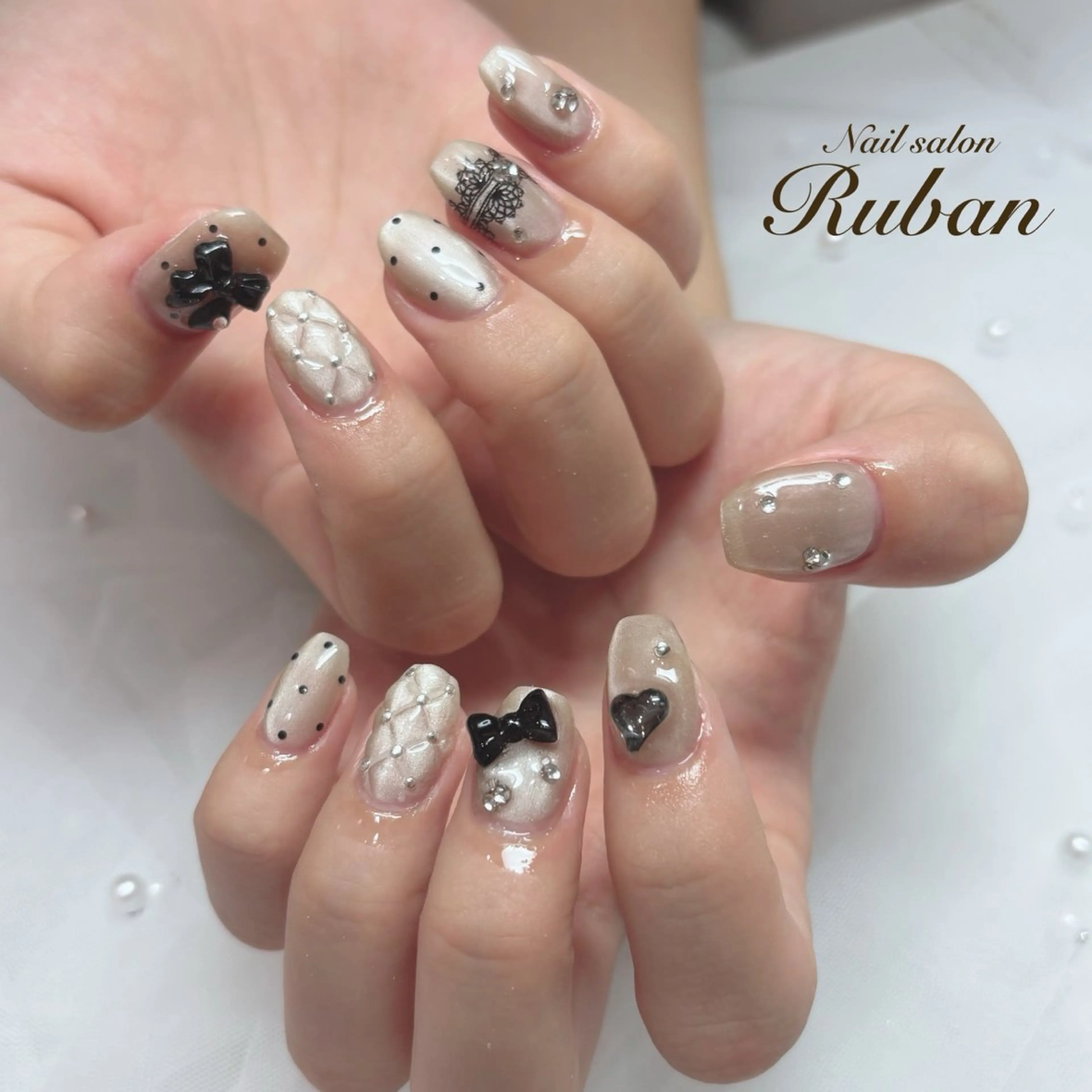 ネイル アートネイル ハート レース マグネットネイル 持ち込み Nail salon Rubanのネイルデザイン