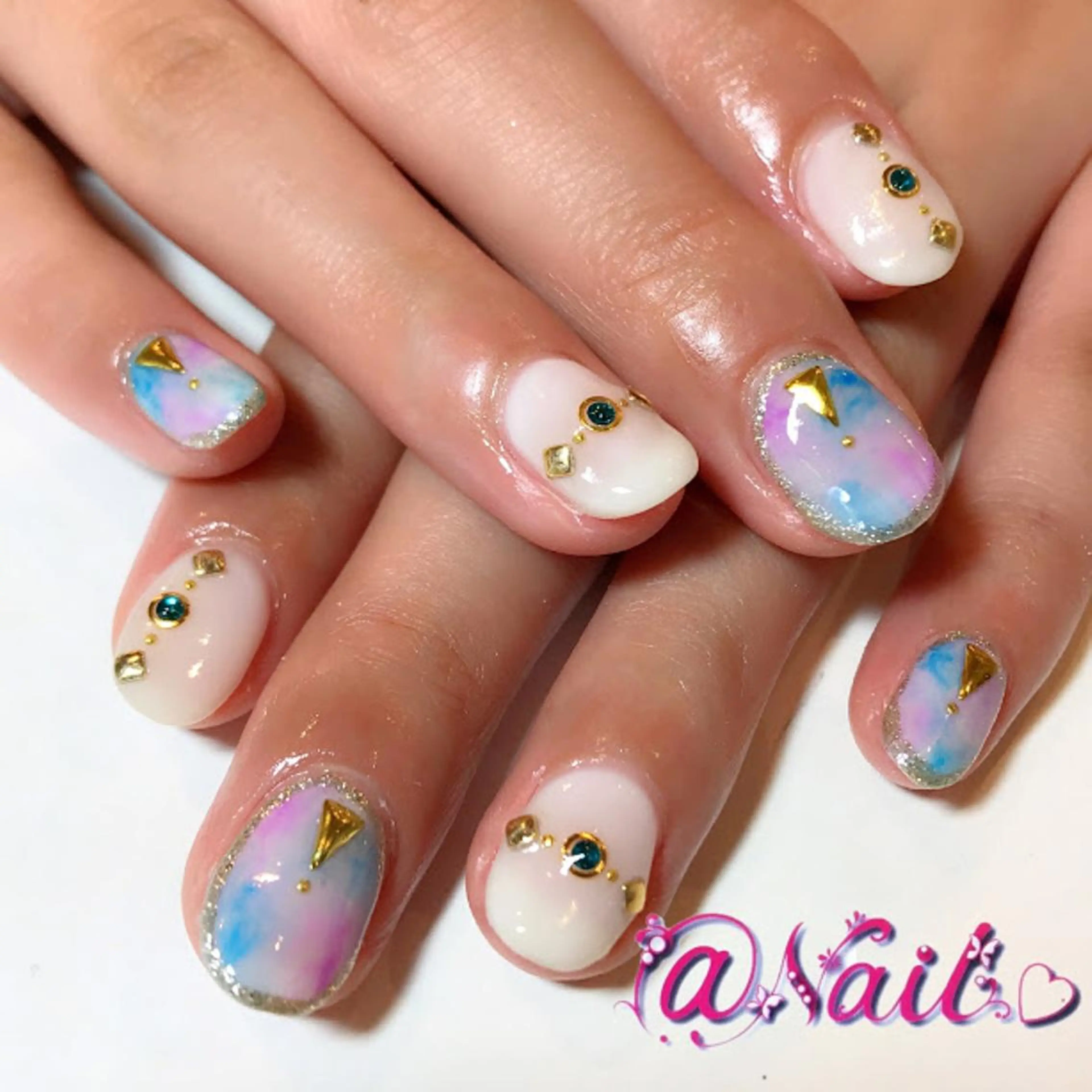 ネイル 小尾 栞のネイルデザイン