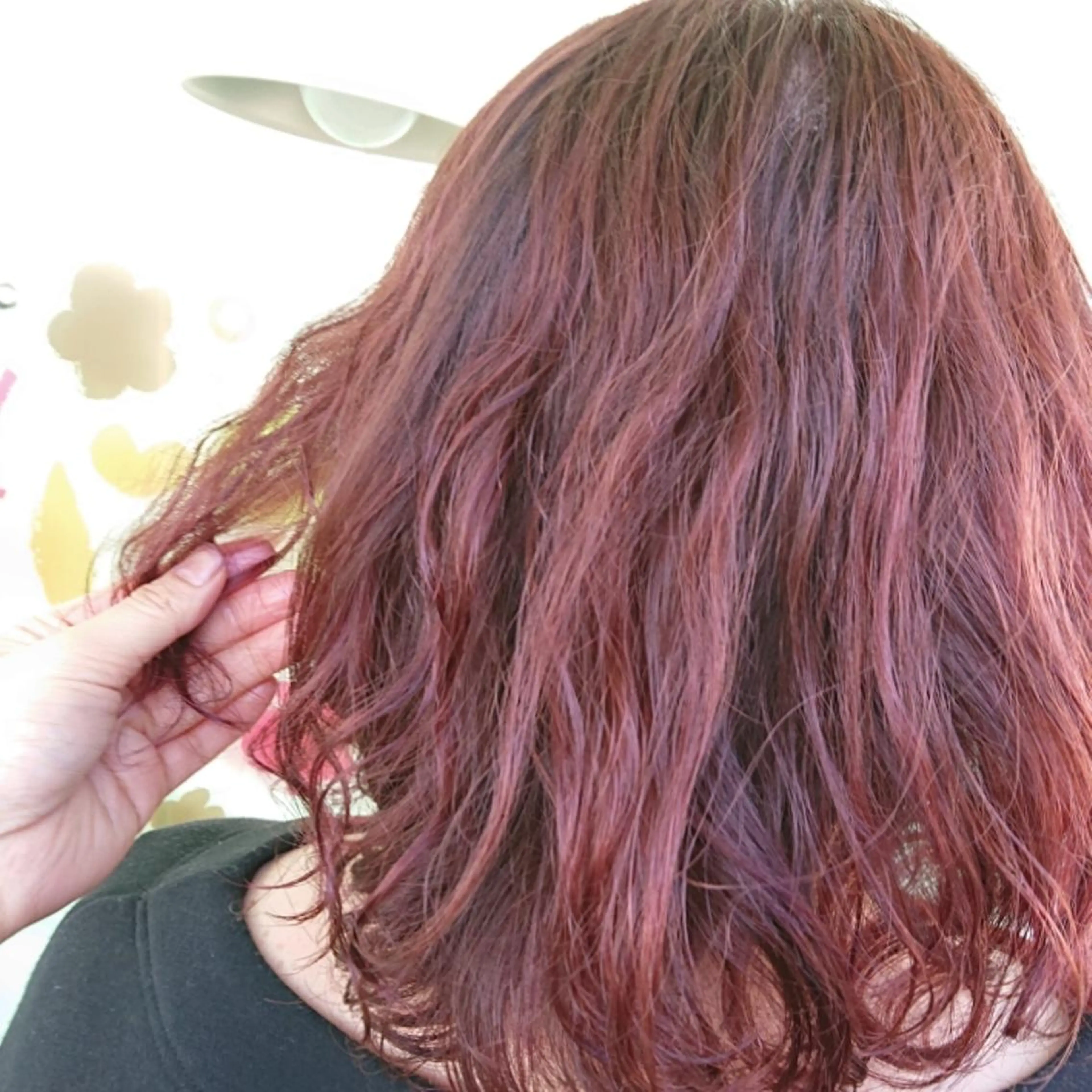 カラー chacha Blanc田中のヘアスタイル