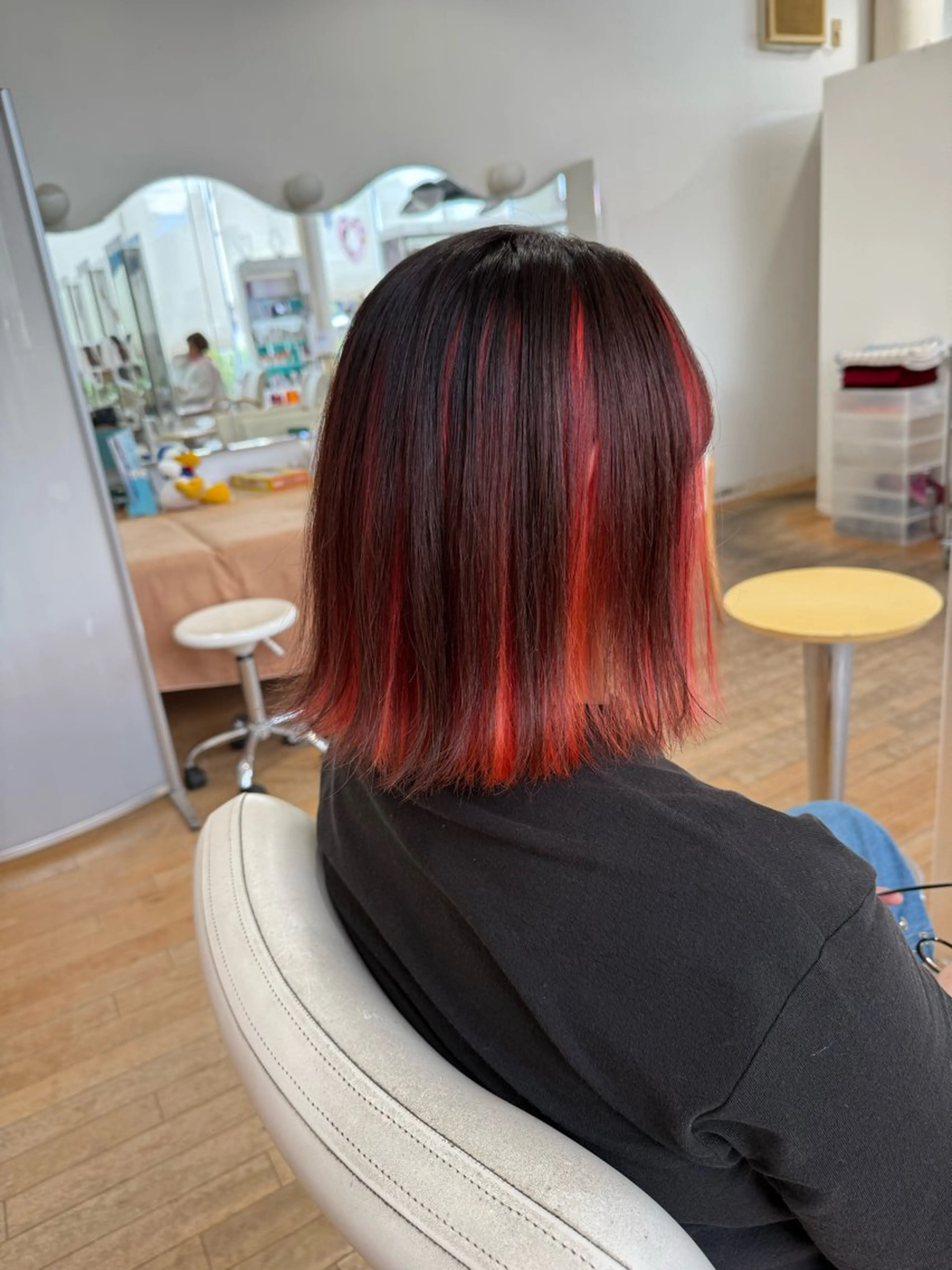 カラー 山本 瑠華のヘアスタイル