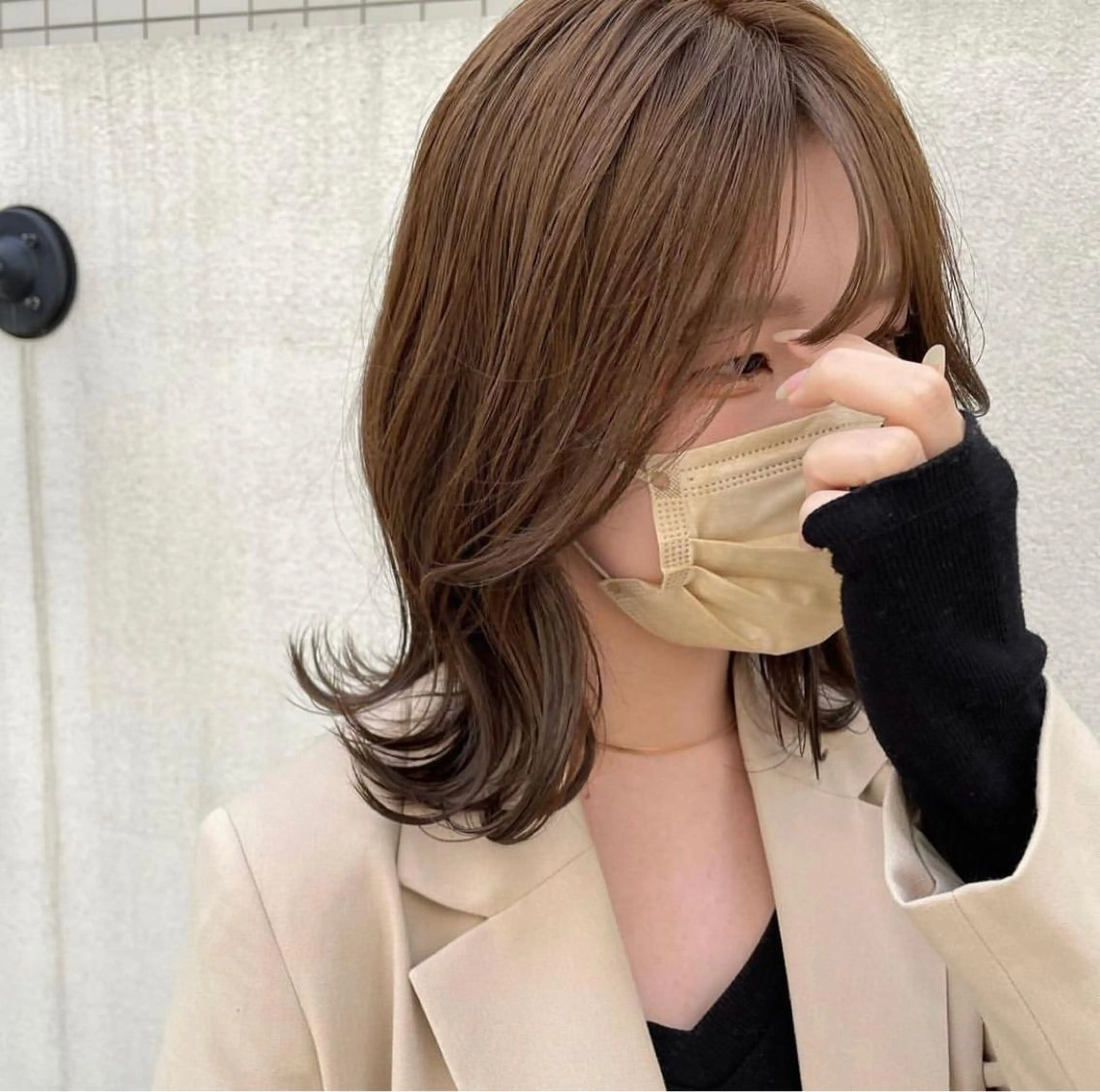 ミディアム カラー ブリーチ ブリーチなしカラー カット ヘアカラー トリートメント 髪質改善ストレート✨ パーマヘア✨YUKIのヘアスタイル